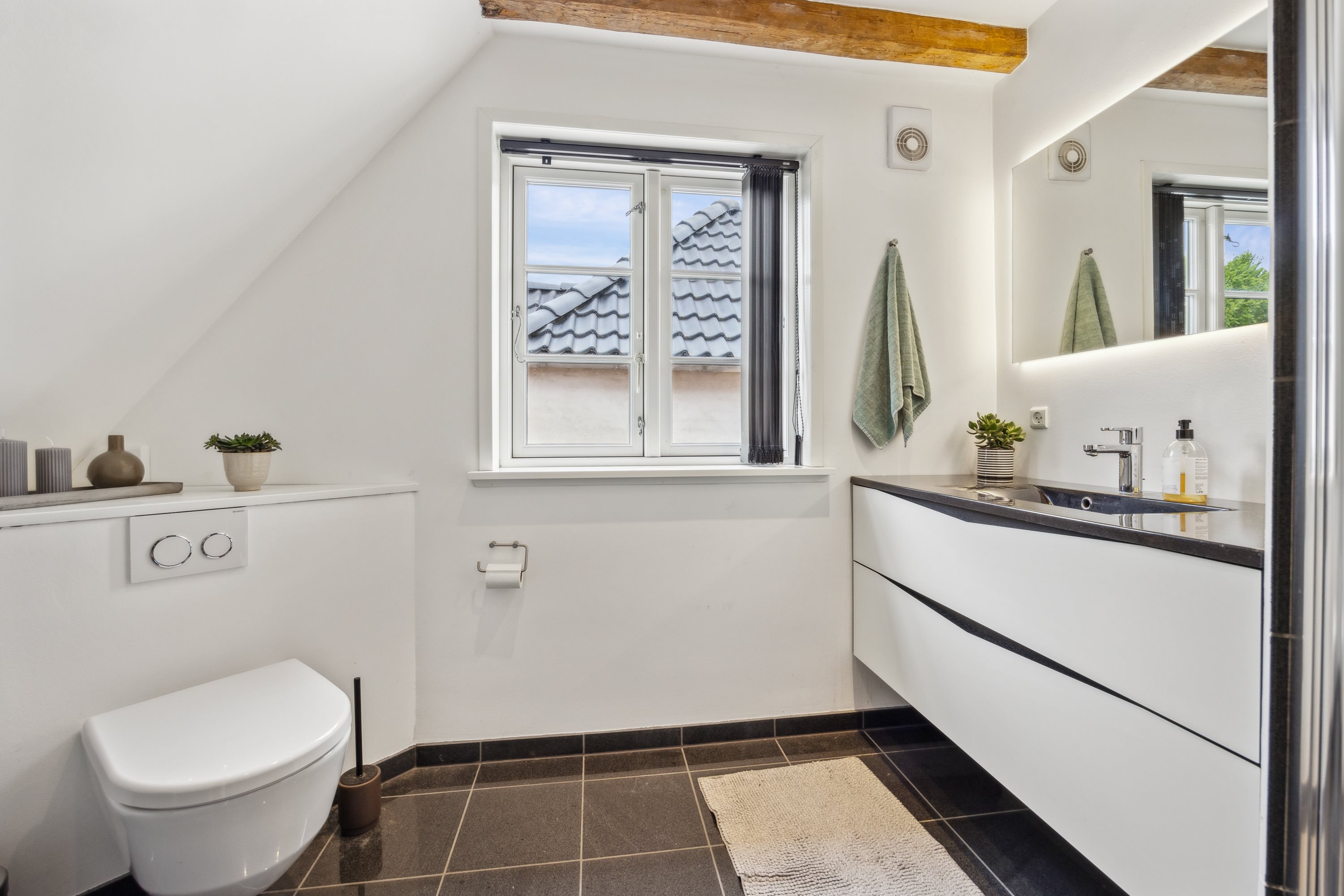 Fremhævet badeværelse billede i fuldskærmstilstand. Billede af Søndergade 24, 9632 Møldrup