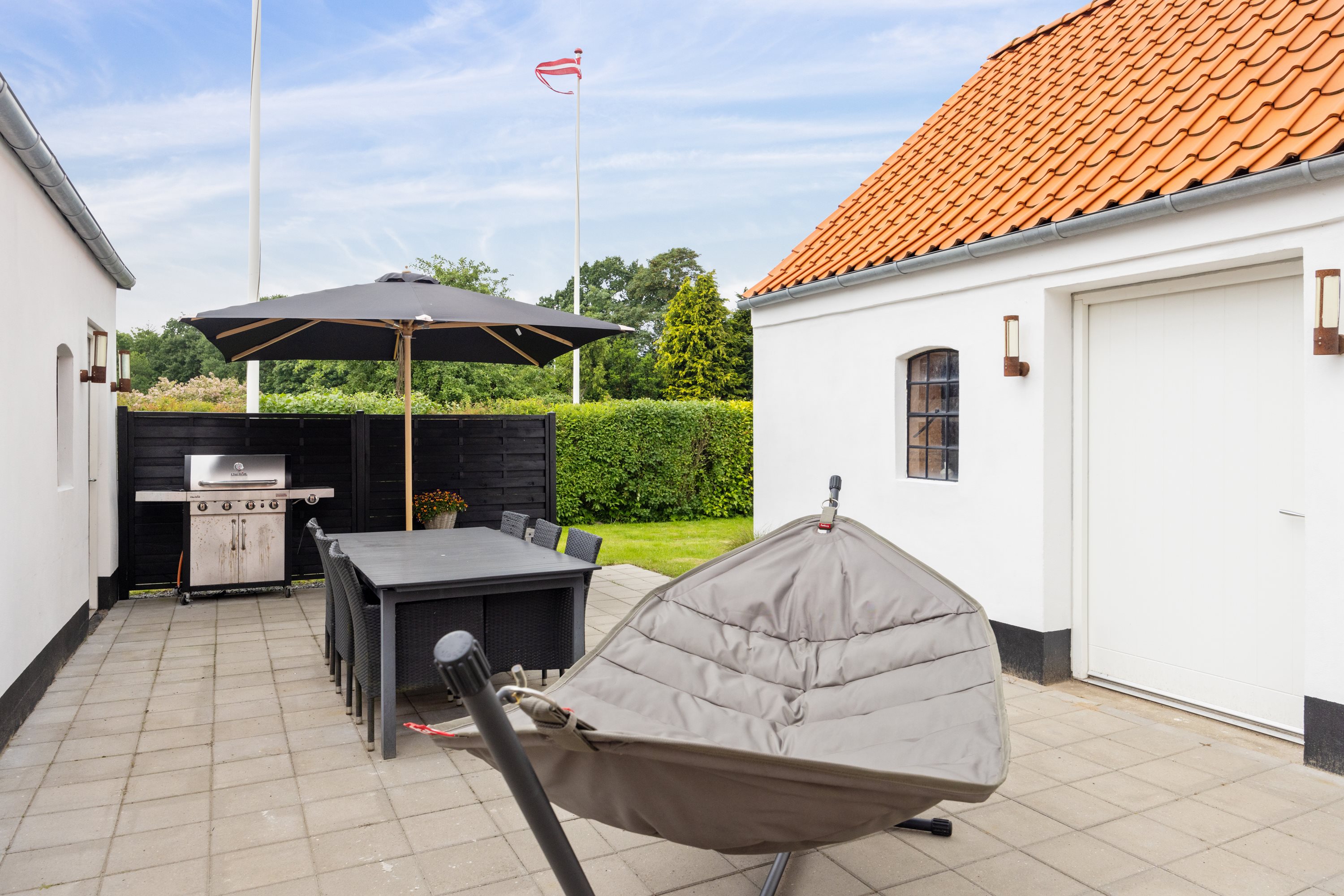 Fremhævet terrasse billede i fuldskærmstilstand. Billede af Søndergade 24, 9632 Møldrup