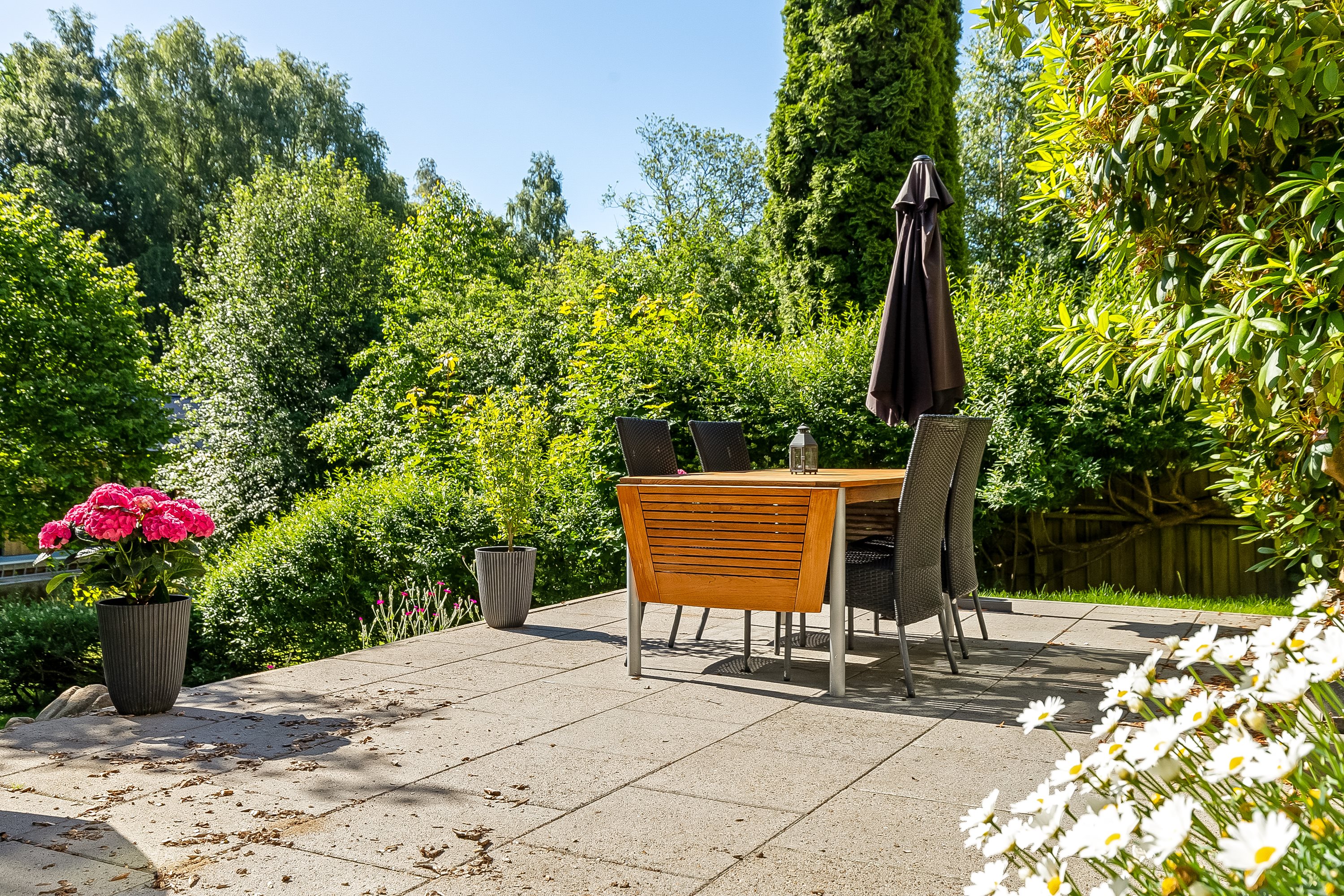 Miniaturebillede 2: terrasse. Billede af Grejsdalsvej 72, st.., Grejsdalen, 7100 Vejle