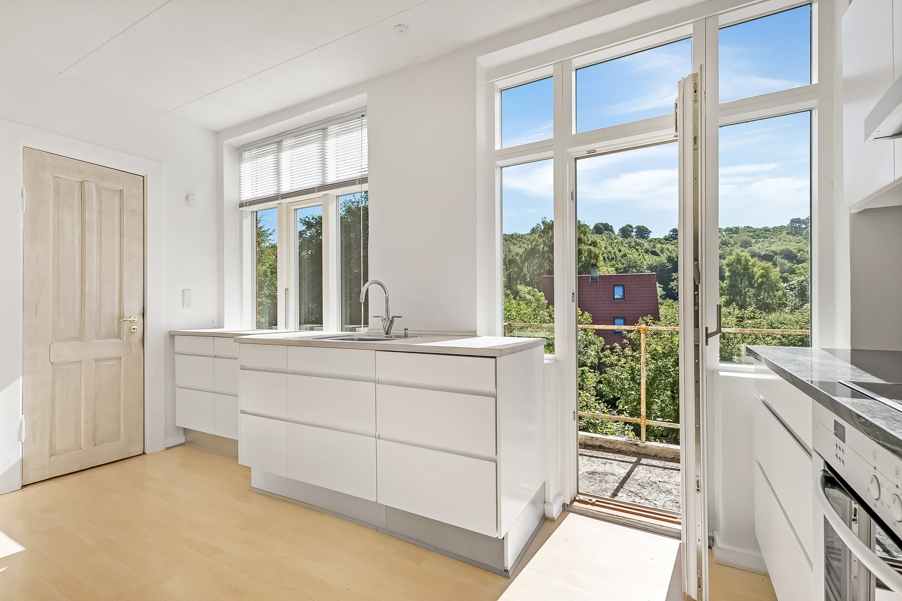 Fremhævet køkken billede i fuldskærmstilstand. Billede af Grejsdalsvej 72, st.., Grejsdalen, 7100 Vejle