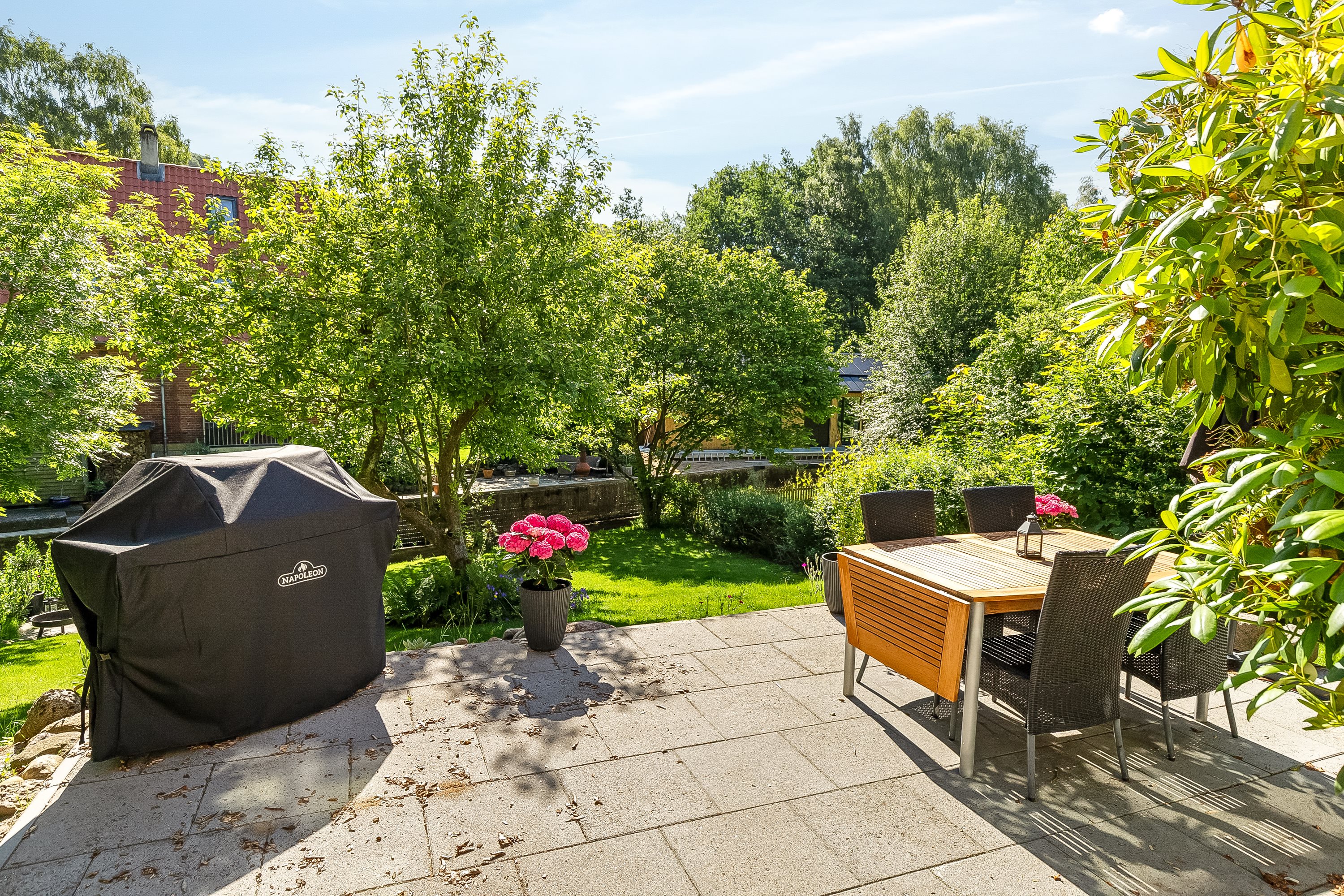 Fremhævet terrasse billede i fuldskærmstilstand. Billede af Grejsdalsvej 72, st.., Grejsdalen, 7100 Vejle