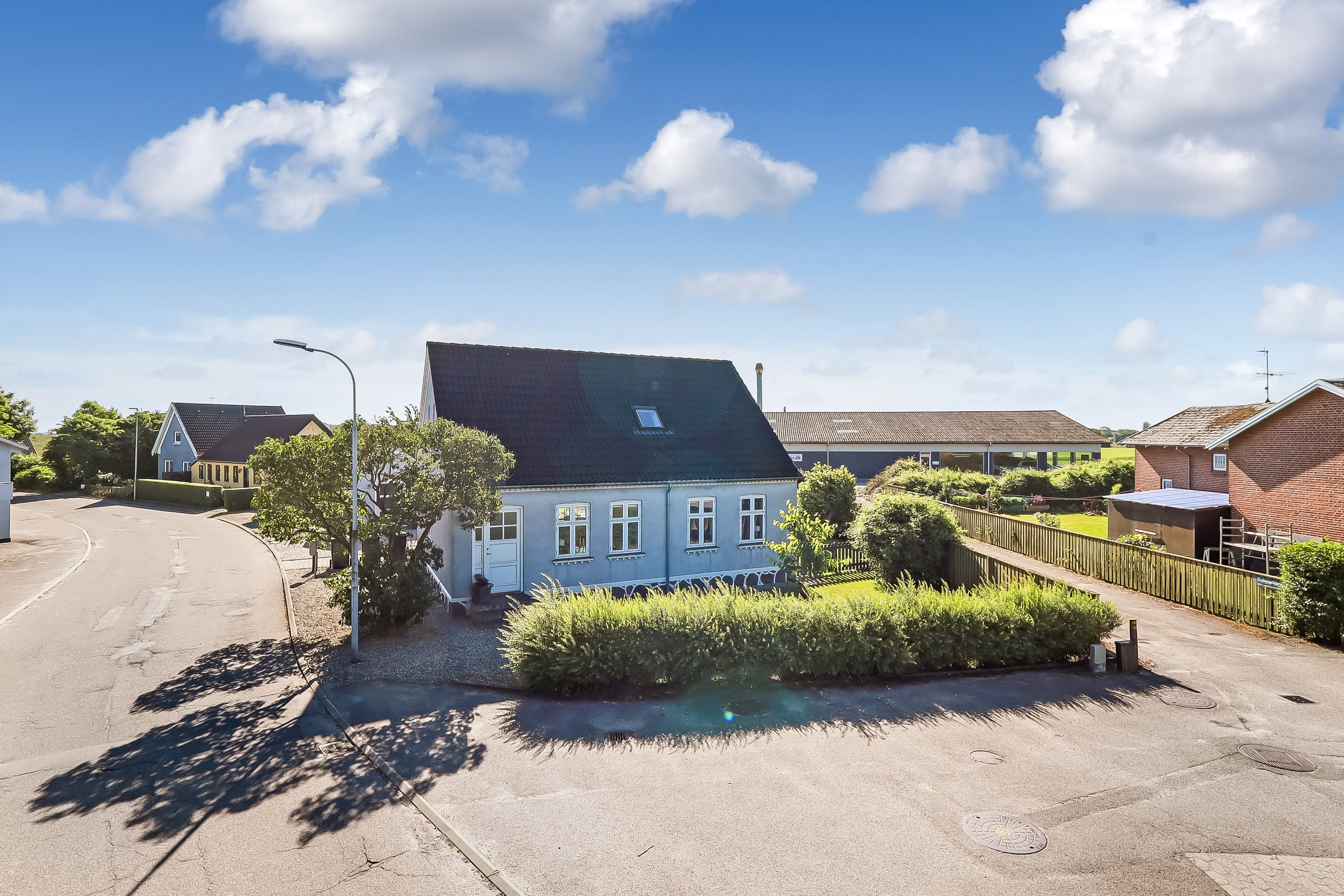 Fremhævet ejendommen billede i fuldskærmstilstand. Billede af Eggertsvej 2, 5932 Humble