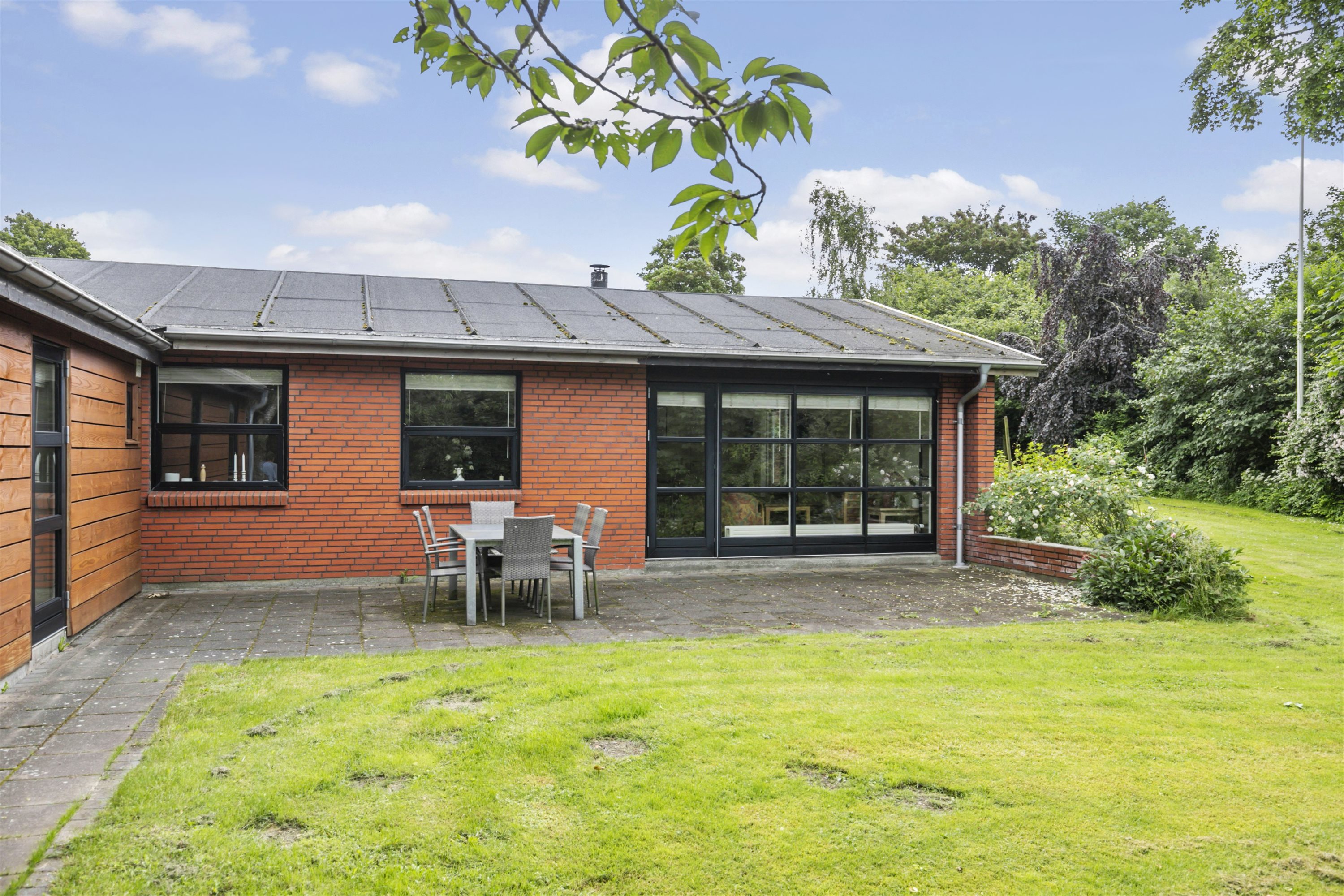 Fremhævet ejendommen billede i fuldskærmstilstand. Billede af Gammel Hobrovej 3, Bonderup, 9610 Nørager