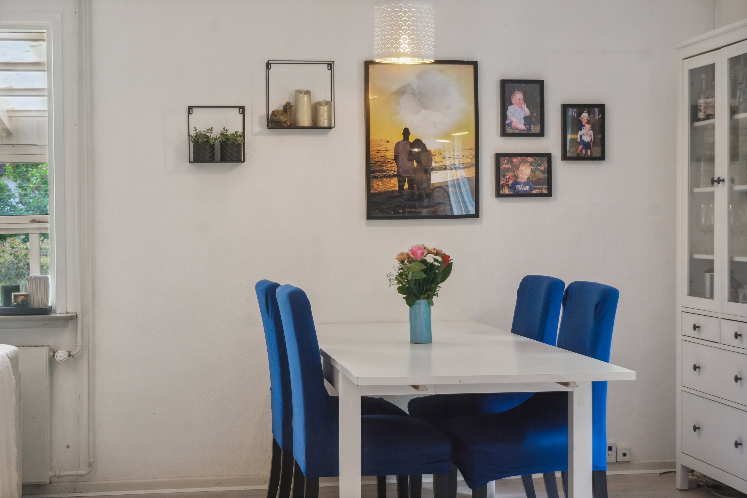 Fremhævet spisestue billede i fuldskærmstilstand. Billede af Møllebakken 35, 4581 Rørvig