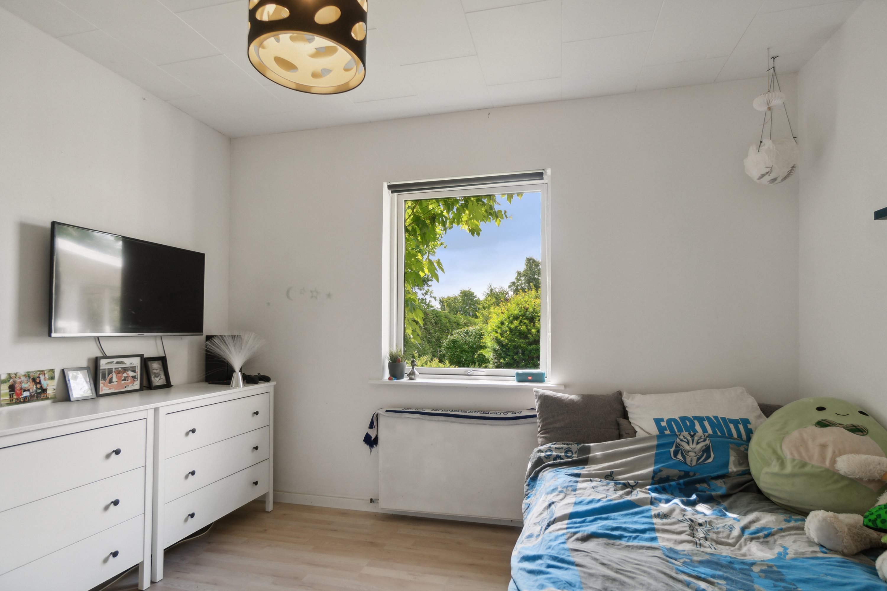 Fremhævet soveværelse billede i fuldskærmstilstand. Billede af Møllebakken 35, 4581 Rørvig