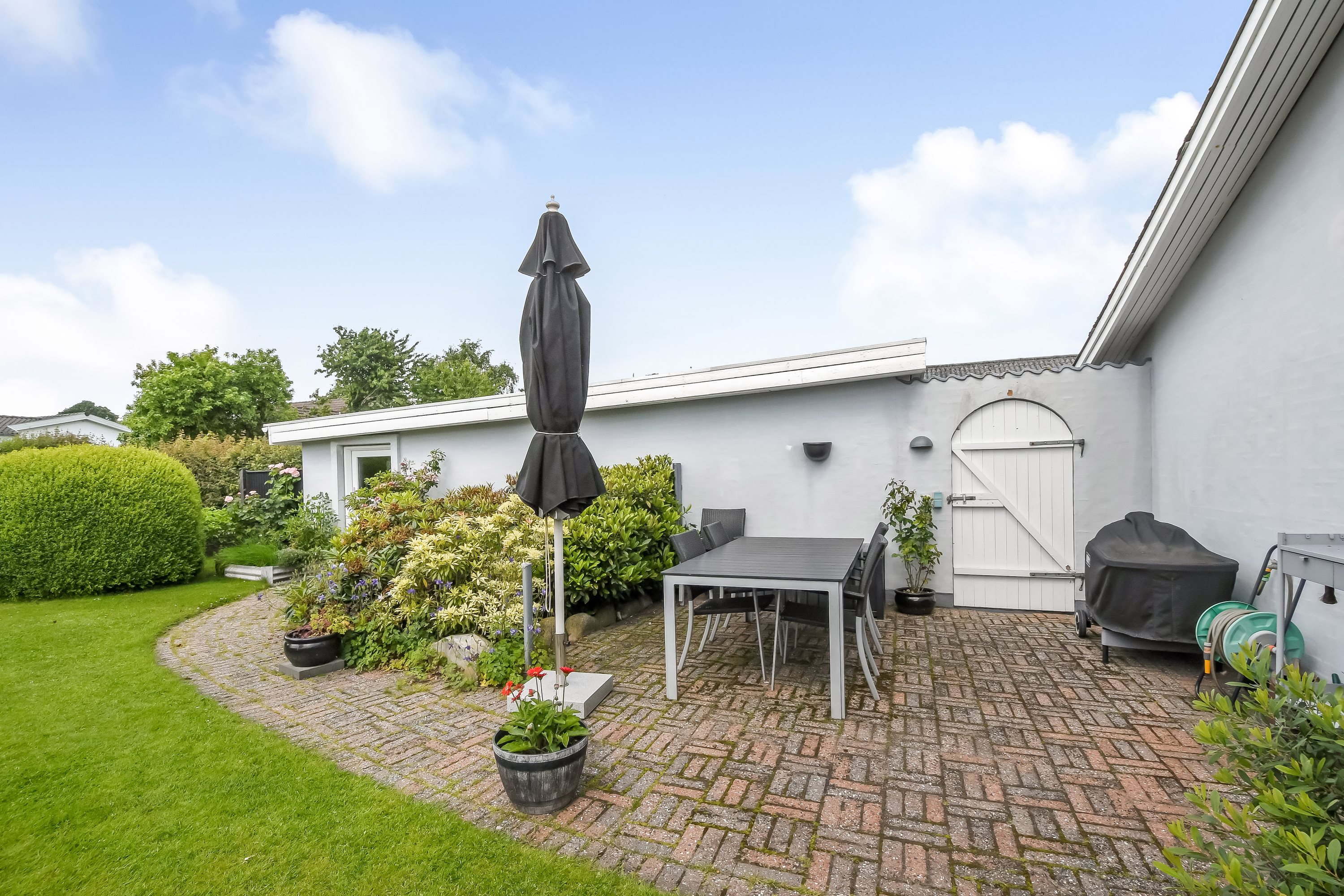 Fremhævet terrasse billede i fuldskærmstilstand. Billede af Kløvervej 13, 7600 Struer