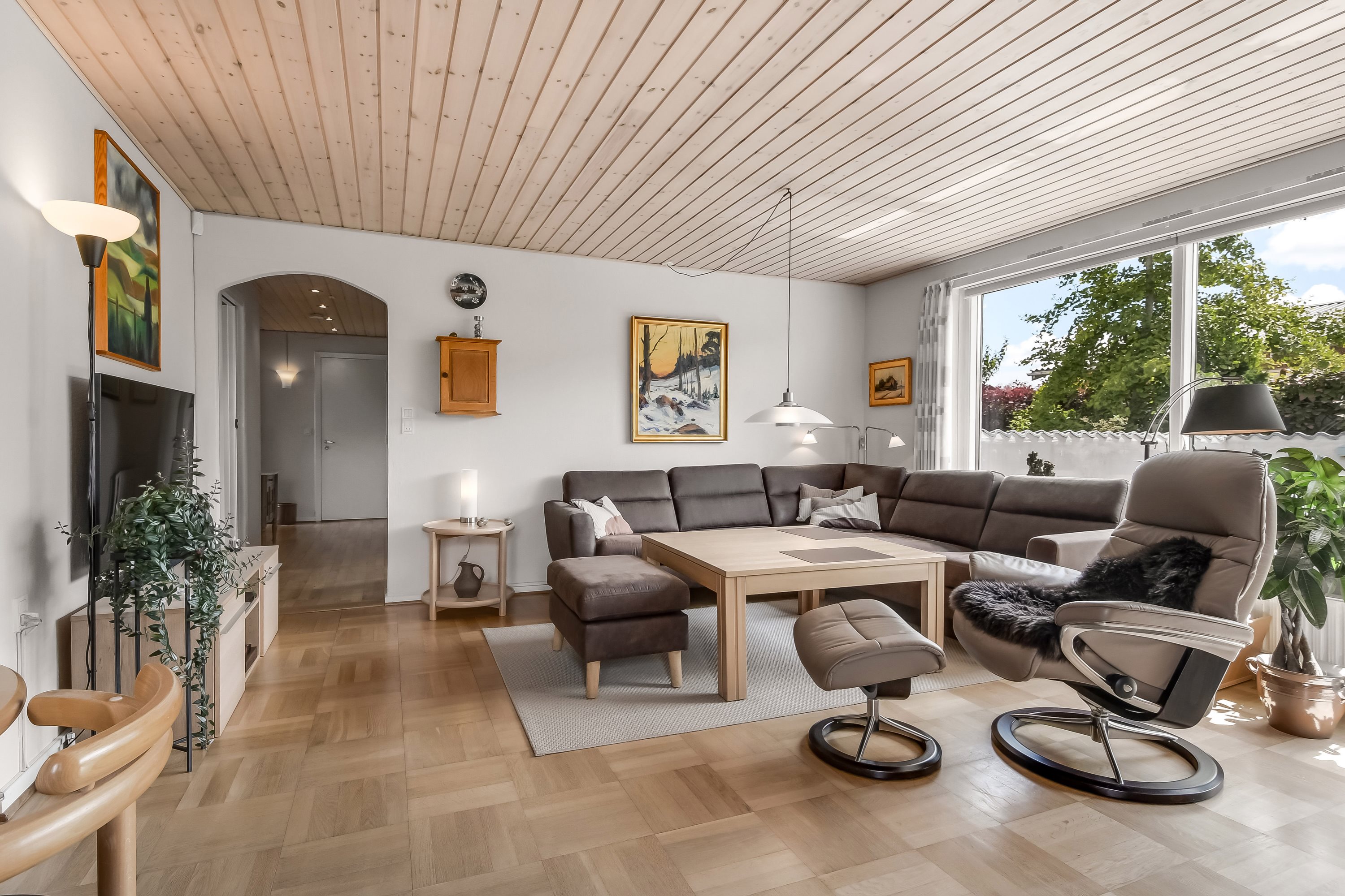 Fremhævet stue billede i fuldskærmstilstand. Billede af Kløvervej 13, 7600 Struer