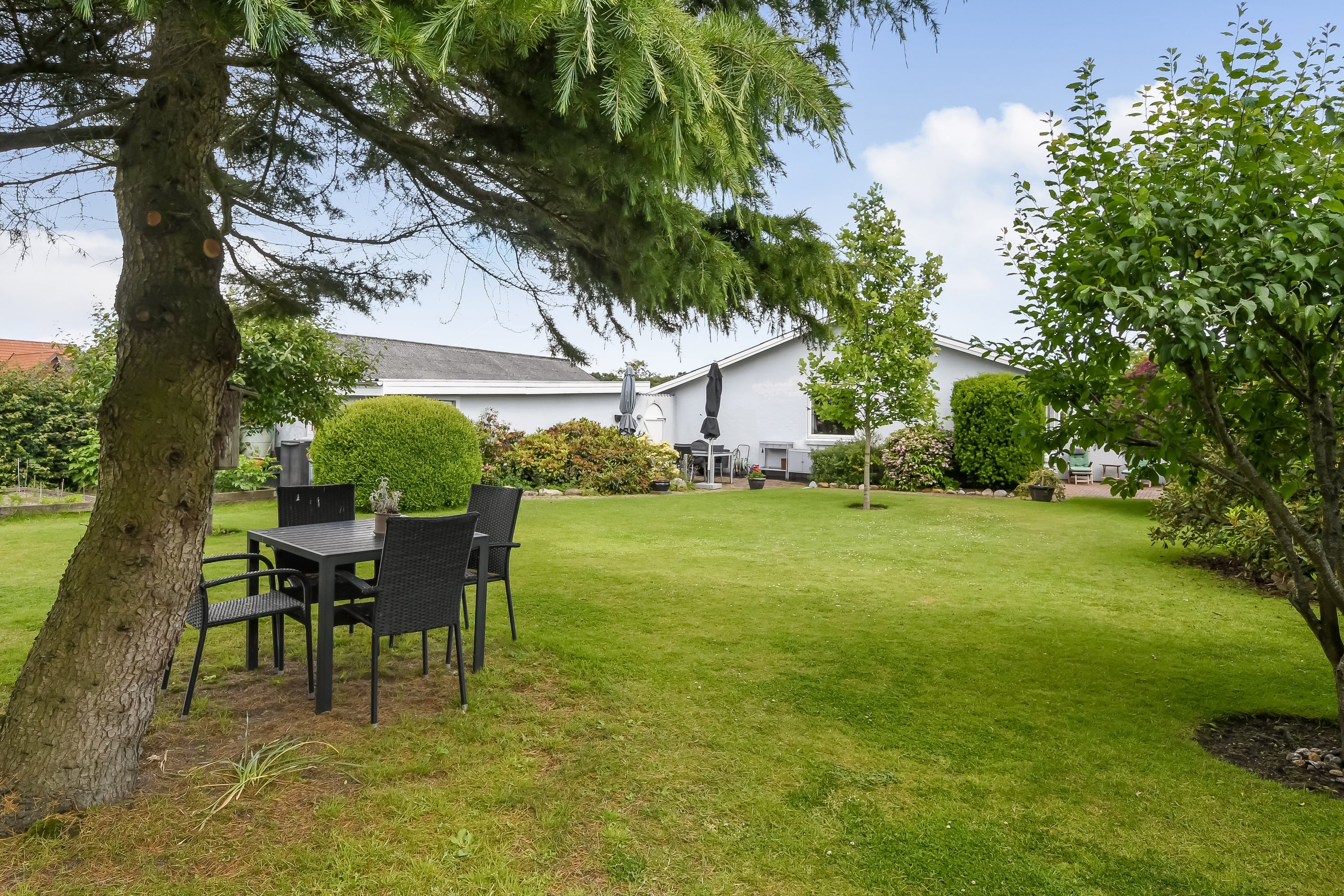 Fremhævet have billede i fuldskærmstilstand. Billede af Kløvervej 13, 7600 Struer