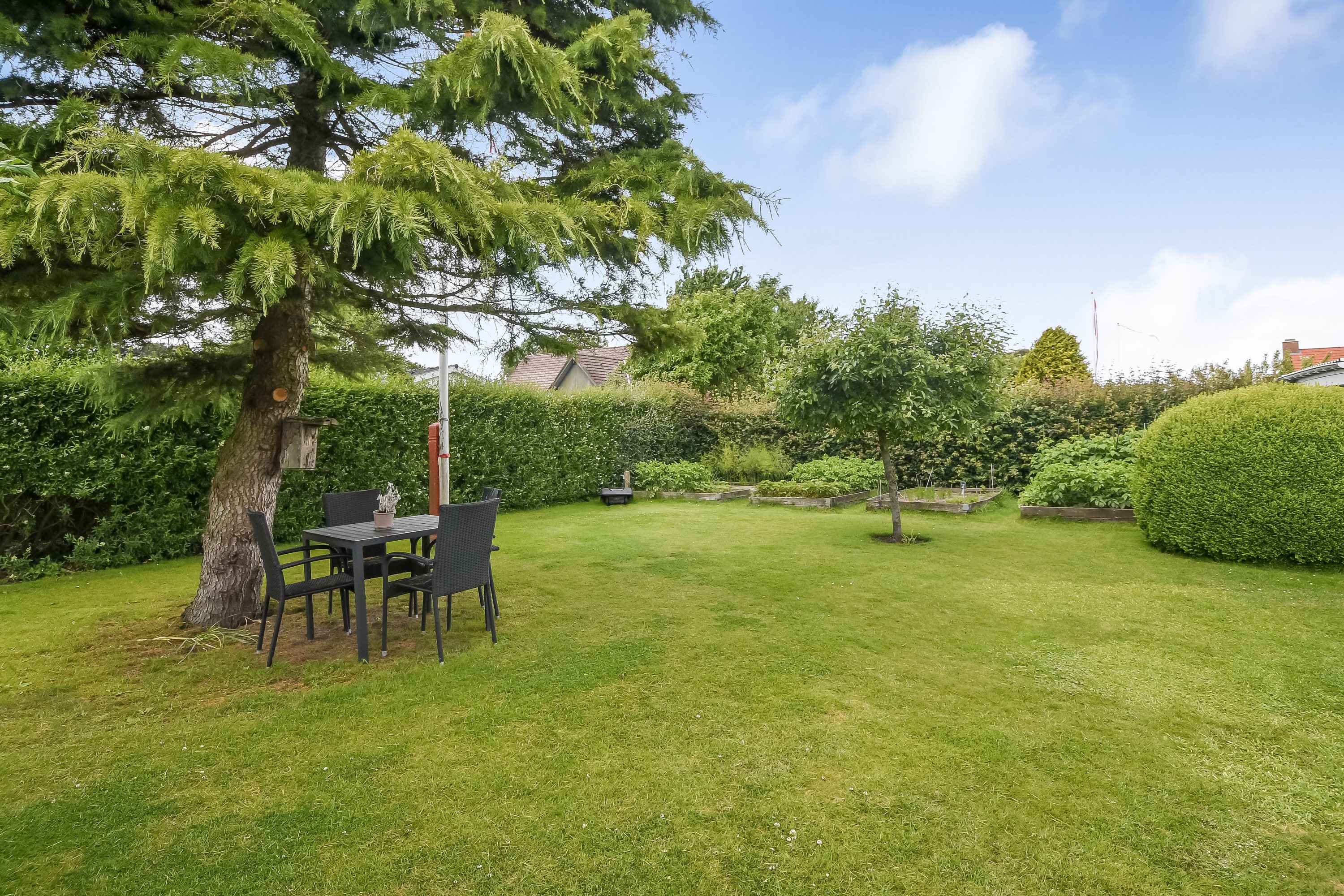 Fremhævet have billede i fuldskærmstilstand. Billede af Kløvervej 13, 7600 Struer