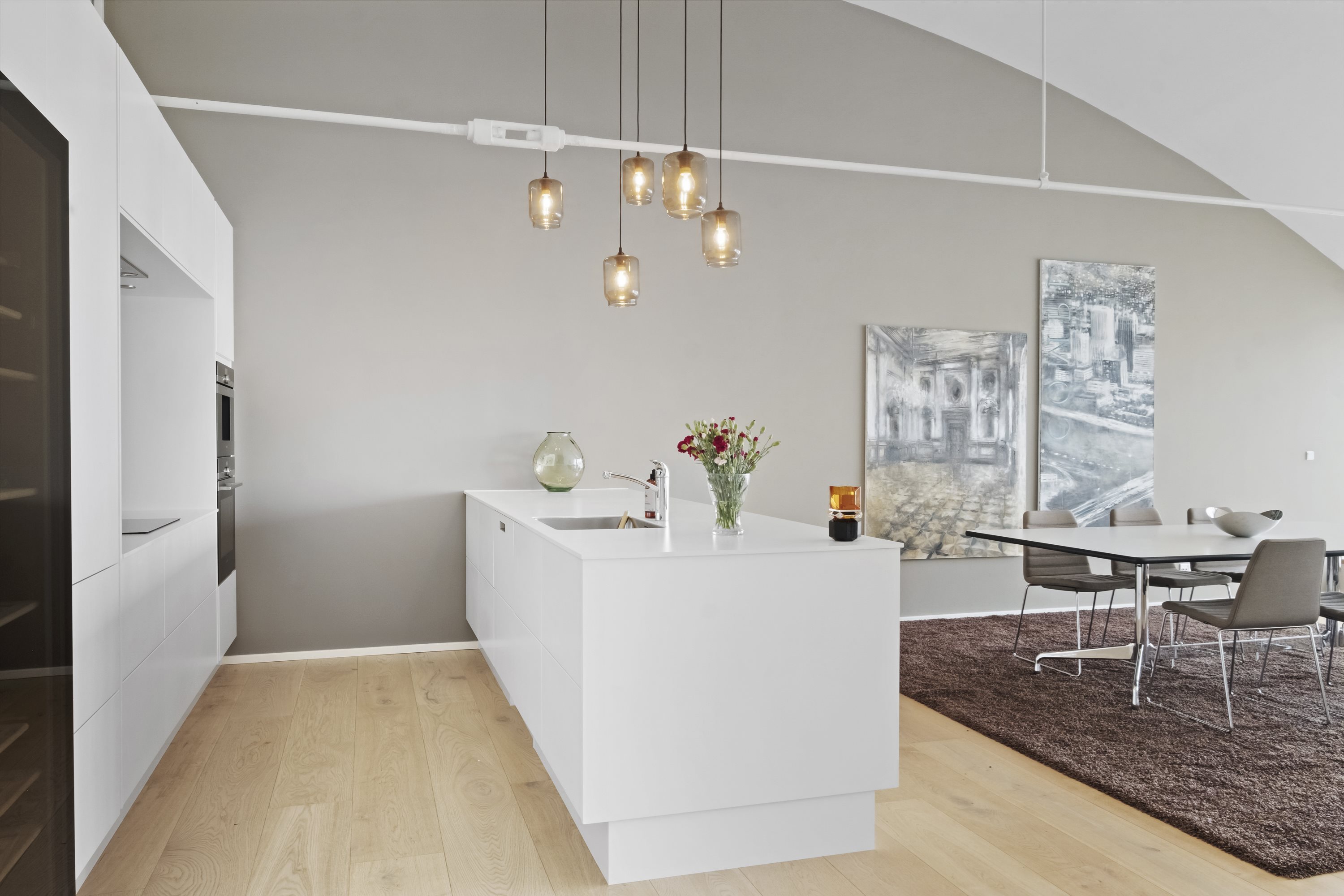 Miniaturebillede 1: køkken-alrum. Billede af Beddingen 11, 1. 11., 9000 Aalborg