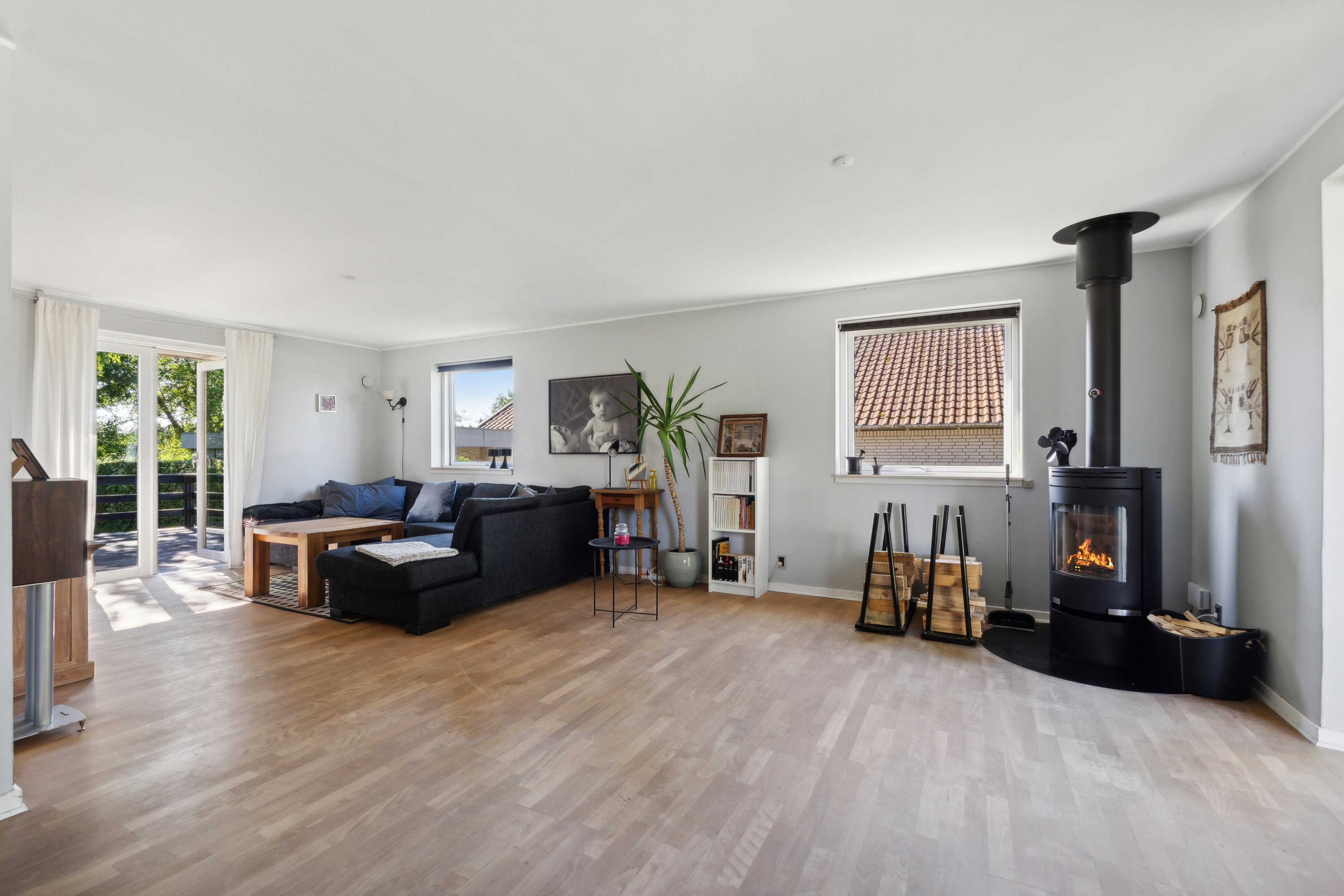 Fremhævet stue billede i fuldskærmstilstand. Billede af Kirketoften 15, Søllinge, 5750 Ringe