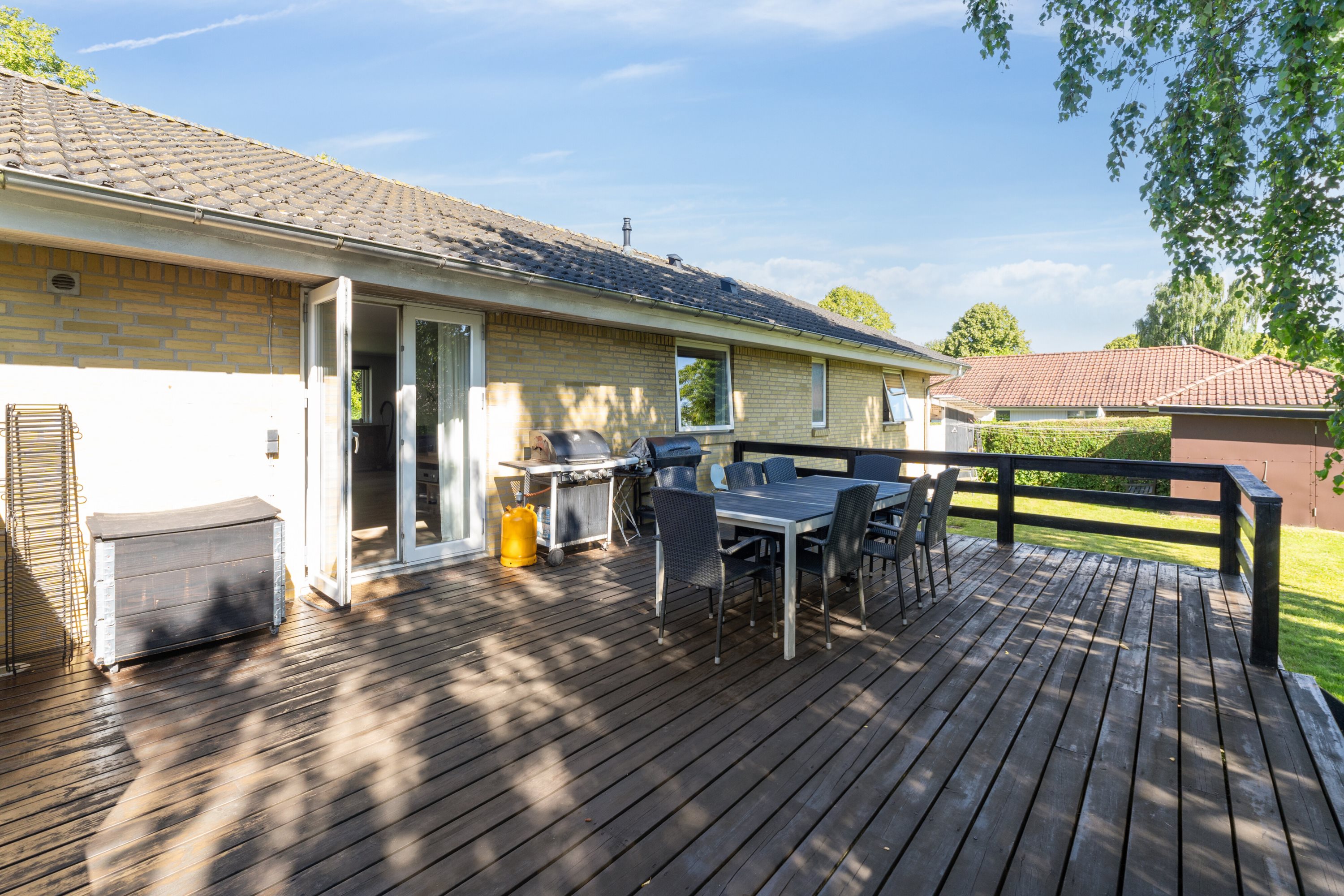 Fremhævet udendørs billede i fuldskærmstilstand. Billede af Kirketoften 15, Søllinge, 5750 Ringe