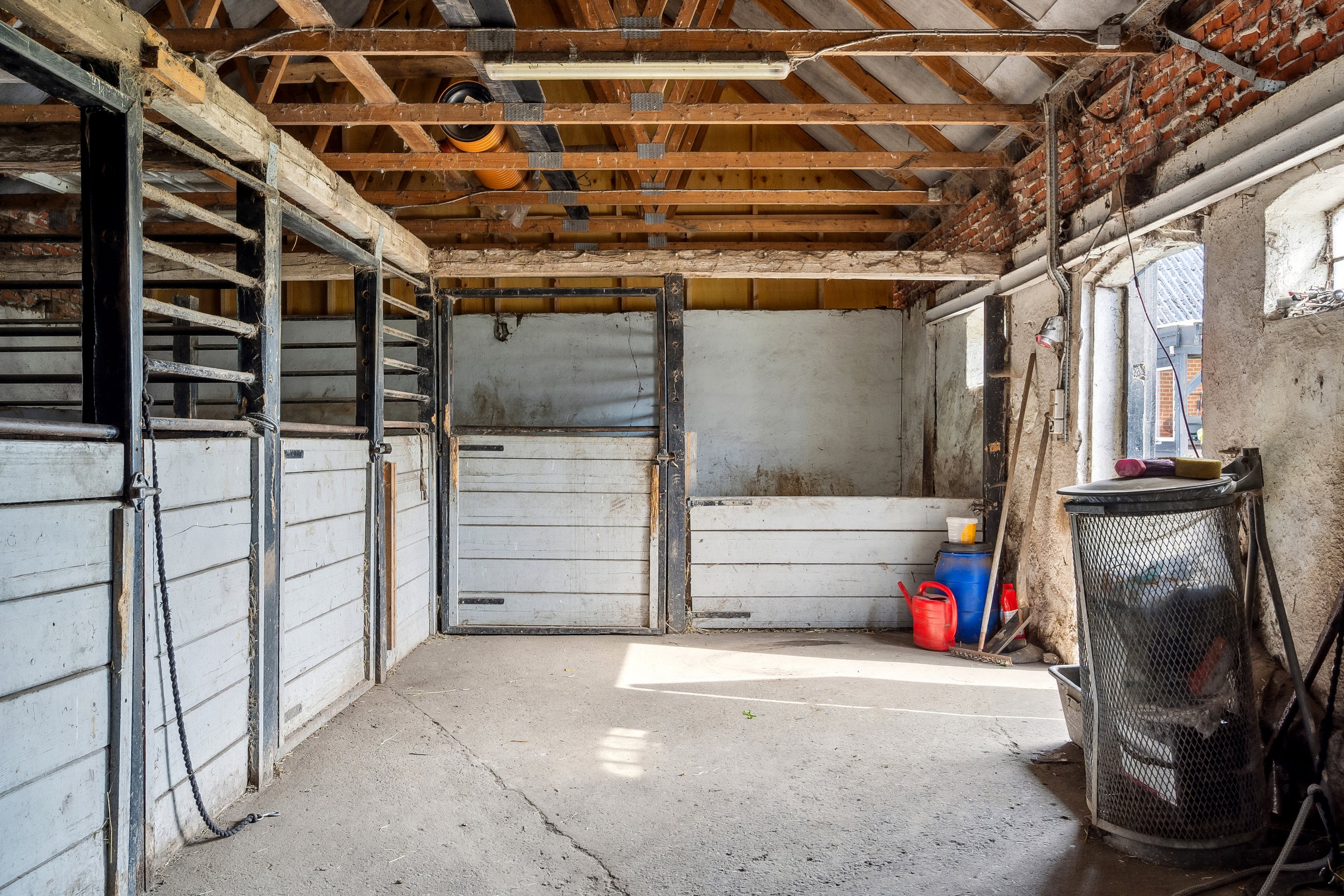 Fremhævet stald billede i fuldskærmstilstand. Billede af Bygaden 5, Kastbjerg, 8970 Havndal