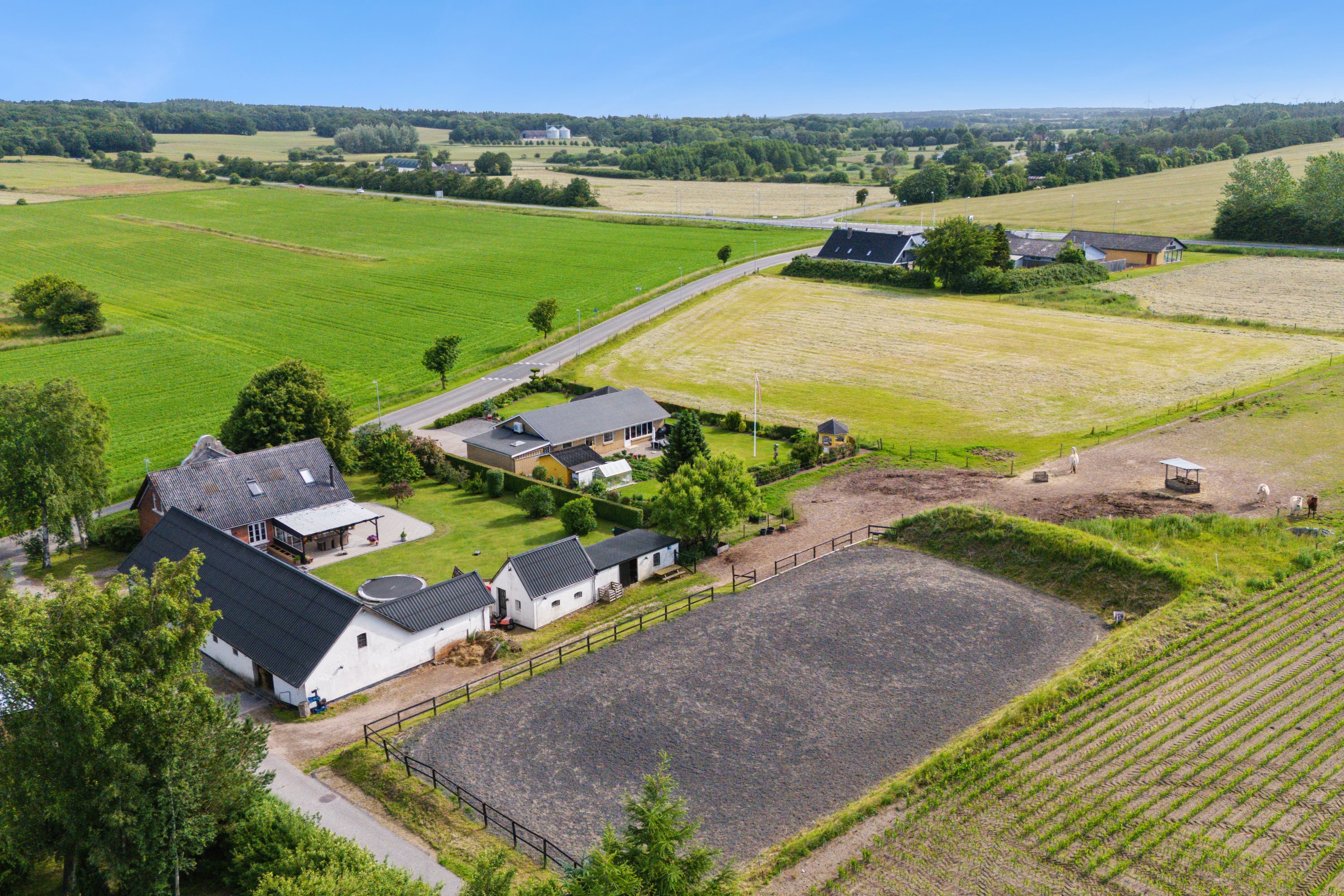 Fremhævet ejendom 1 billede i fuldskærmstilstand. Billede af Bygaden 5, Kastbjerg, 8970 Havndal