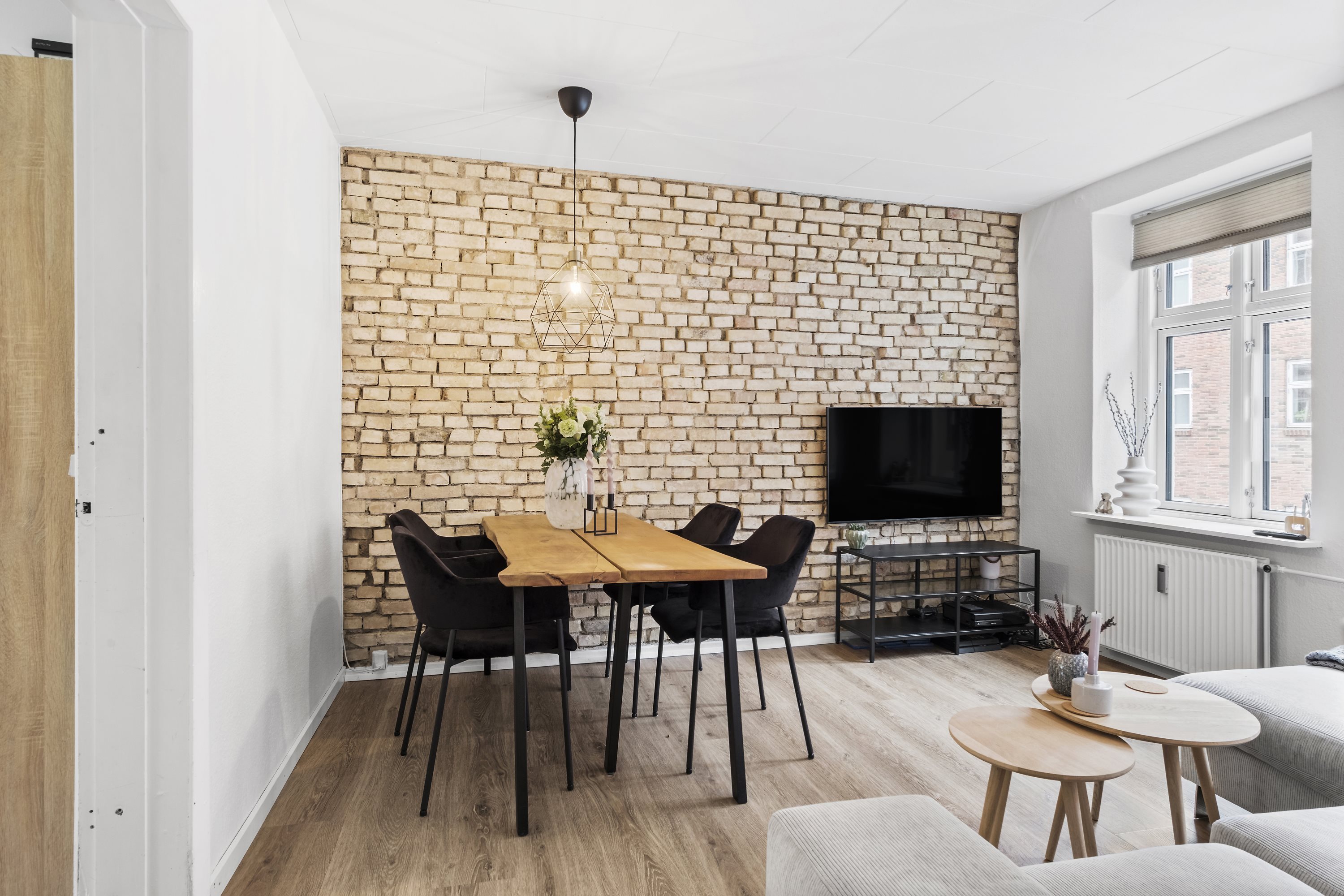 Miniaturebillede 2: . Billede af Korsgade 42, st.., 9000 Aalborg