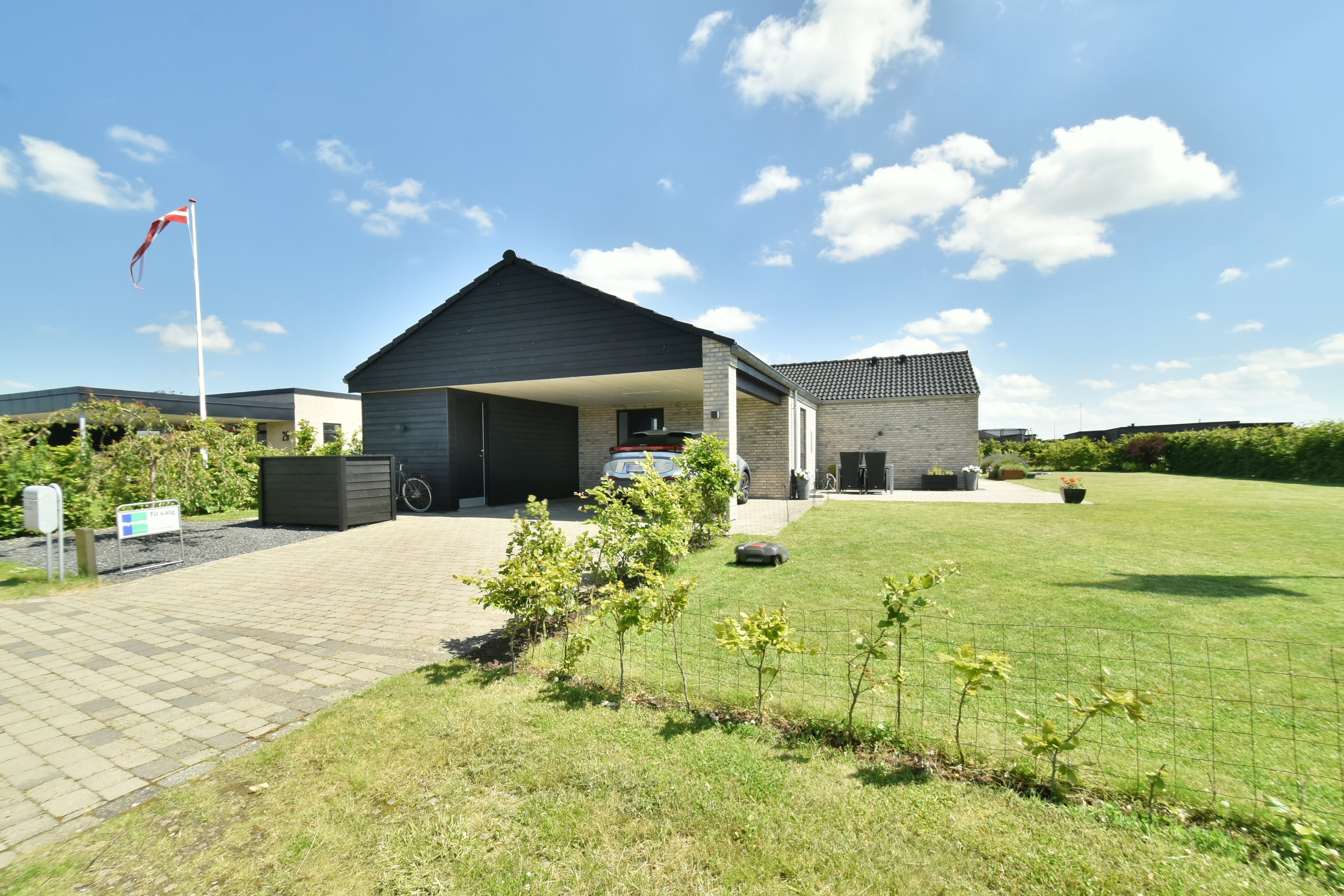 Fremhævet ejendommen billede i fuldskærmstilstand. Billede af Ørskovbakken 31, Snejbjerg, 7400 Herning