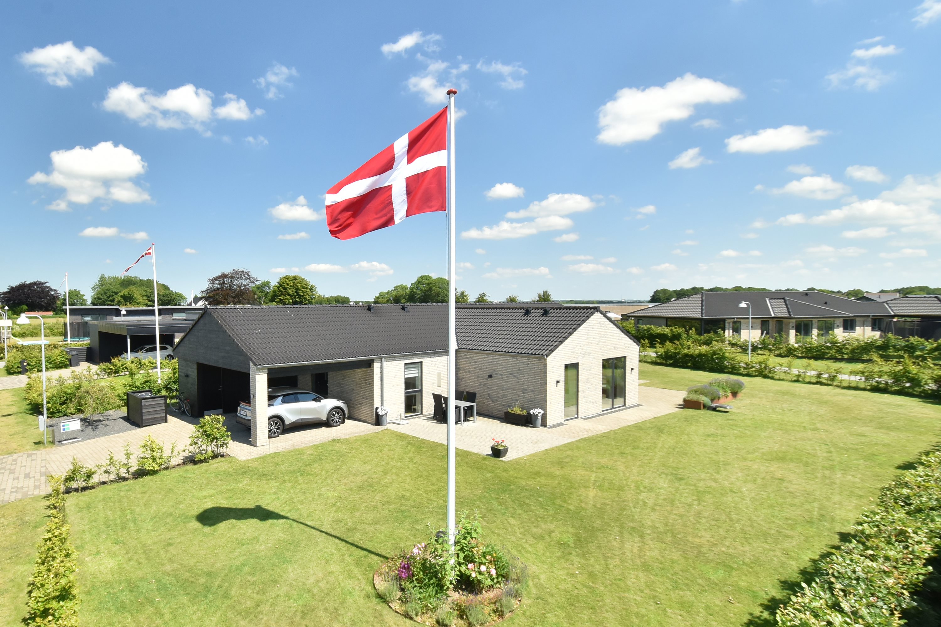 Fremhævet ejendommen billede i fuldskærmstilstand. Billede af Ørskovbakken 31, Snejbjerg, 7400 Herning