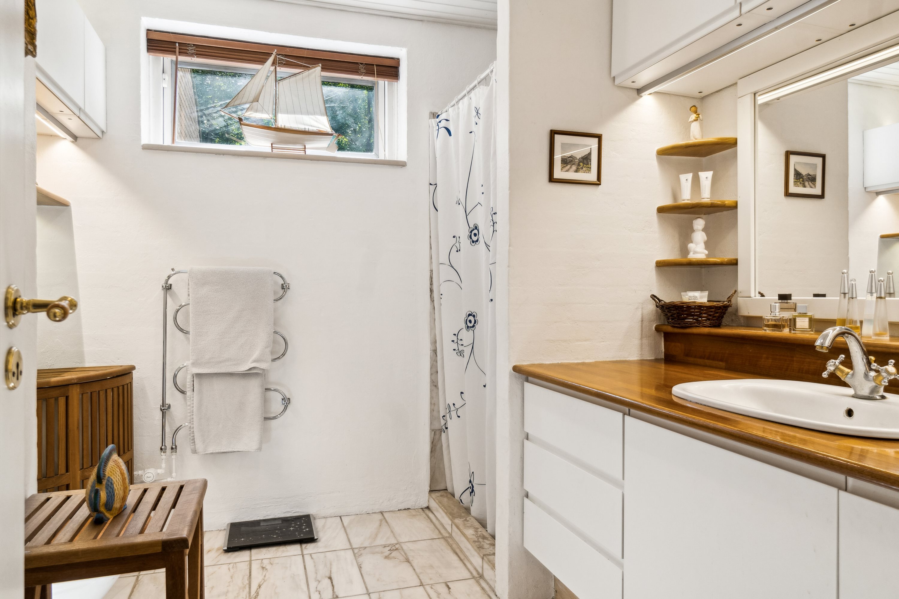 Fremhævet badeværelse billede i fuldskærmstilstand. Billede af Teglparken 11, 4200 Slagelse