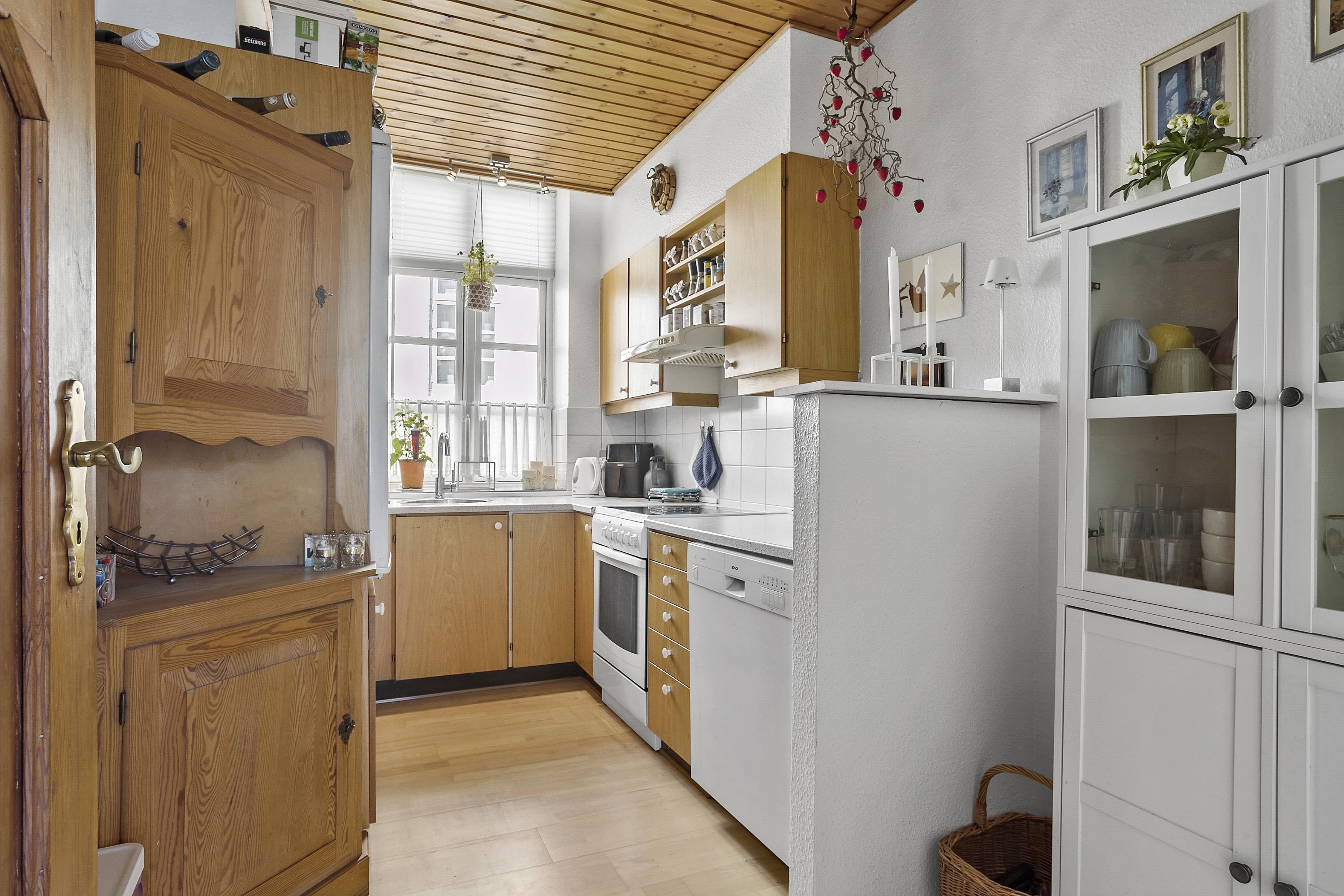 Miniaturebillede 2: køkken. Billede af Naffet 33B, st.., 6100 Haderslev