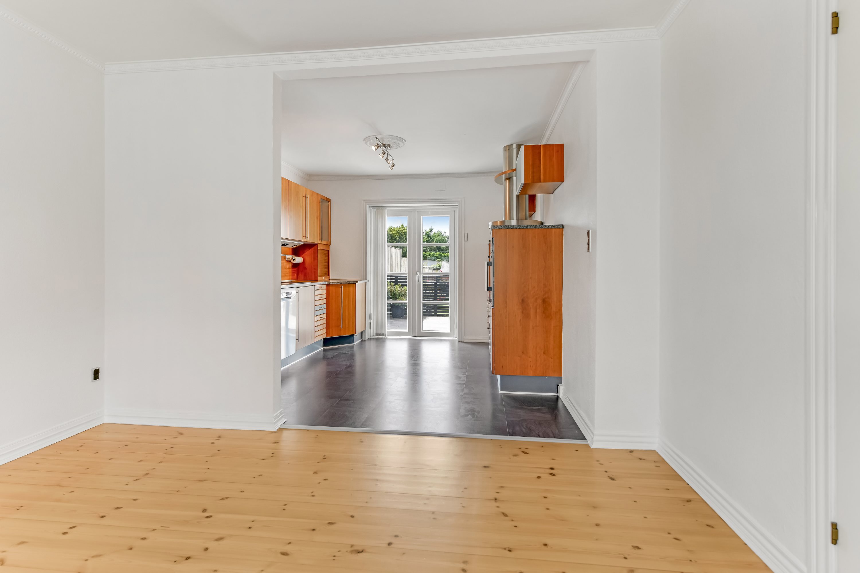 Fremhævet stue billede i fuldskærmstilstand. Billede af Nørrebrogade 76, 6700 Esbjerg