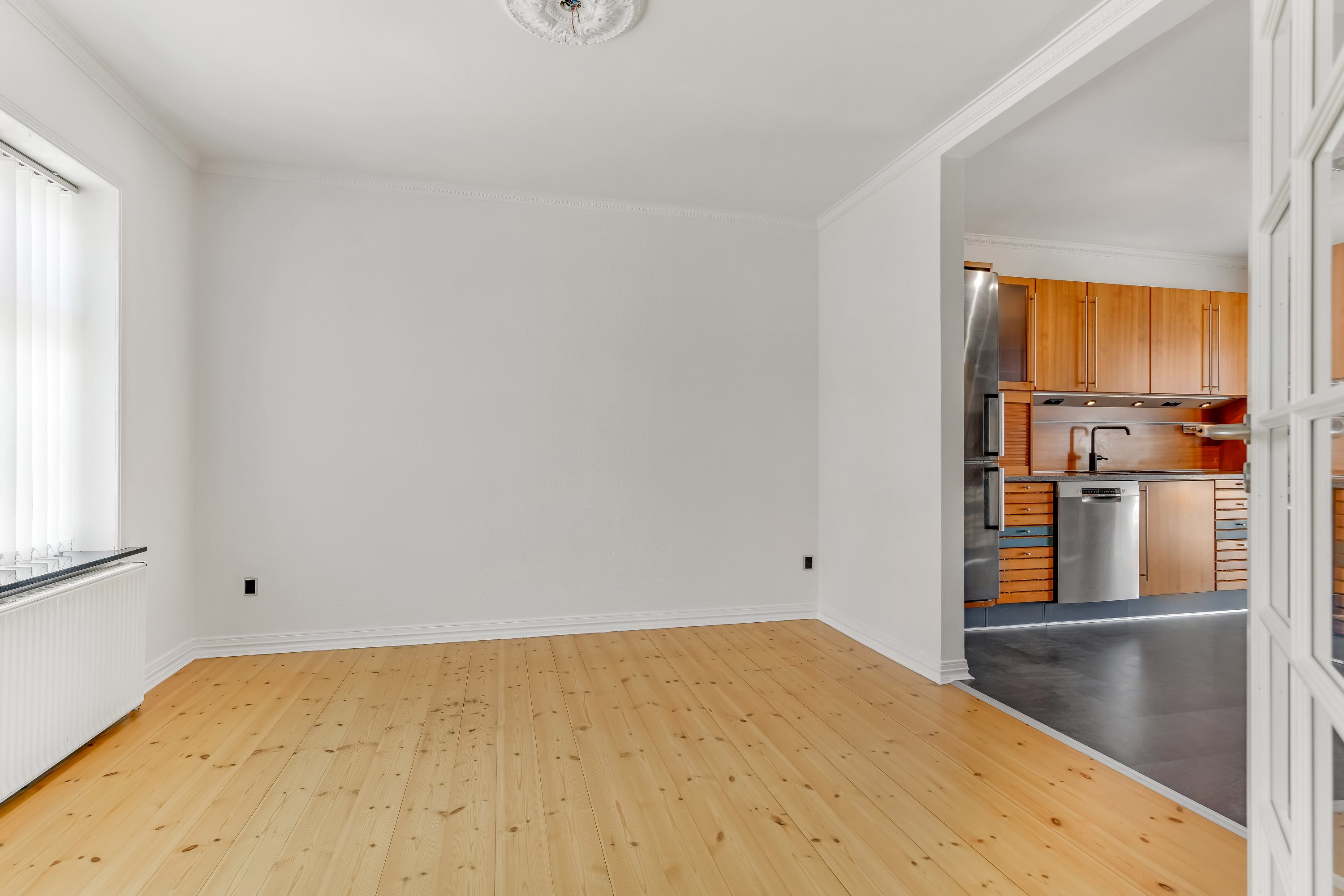 Fremhævet stue billede i fuldskærmstilstand. Billede af Nørrebrogade 76, 6700 Esbjerg