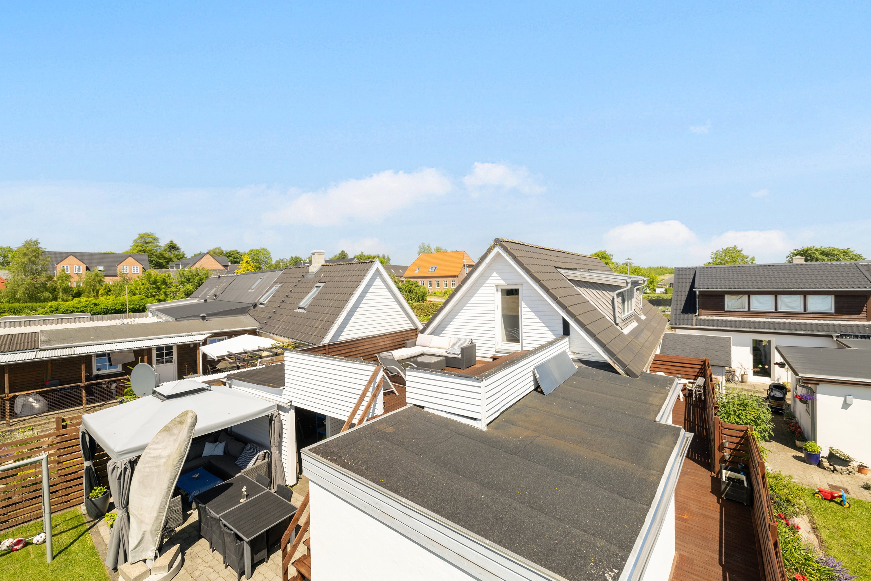 Fremhævet  billede i fuldskærmstilstand. Billede af Geding Byvej 11, Geding, 8381 Tilst