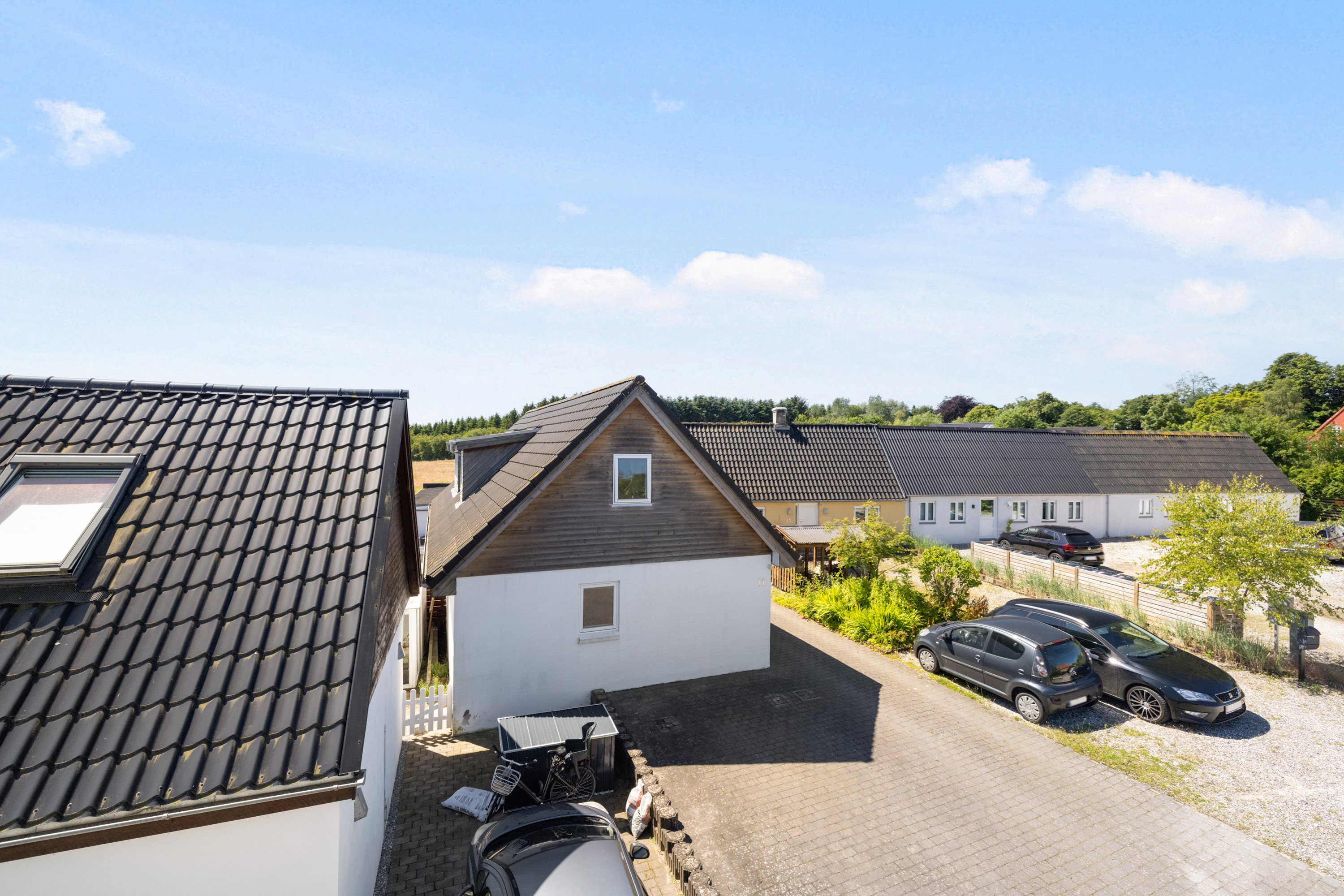 Fremhævet  billede i fuldskærmstilstand. Billede af Geding Byvej 11, Geding, 8381 Tilst