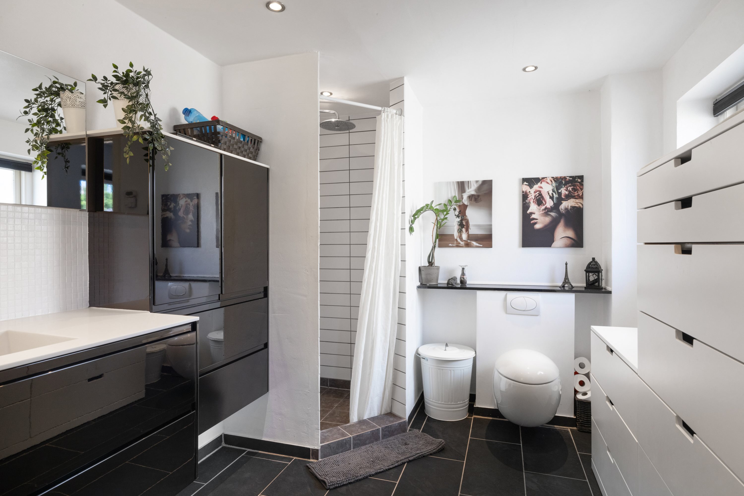 Fremhævet  billede i fuldskærmstilstand. Billede af Geding Byvej 11, Geding, 8381 Tilst