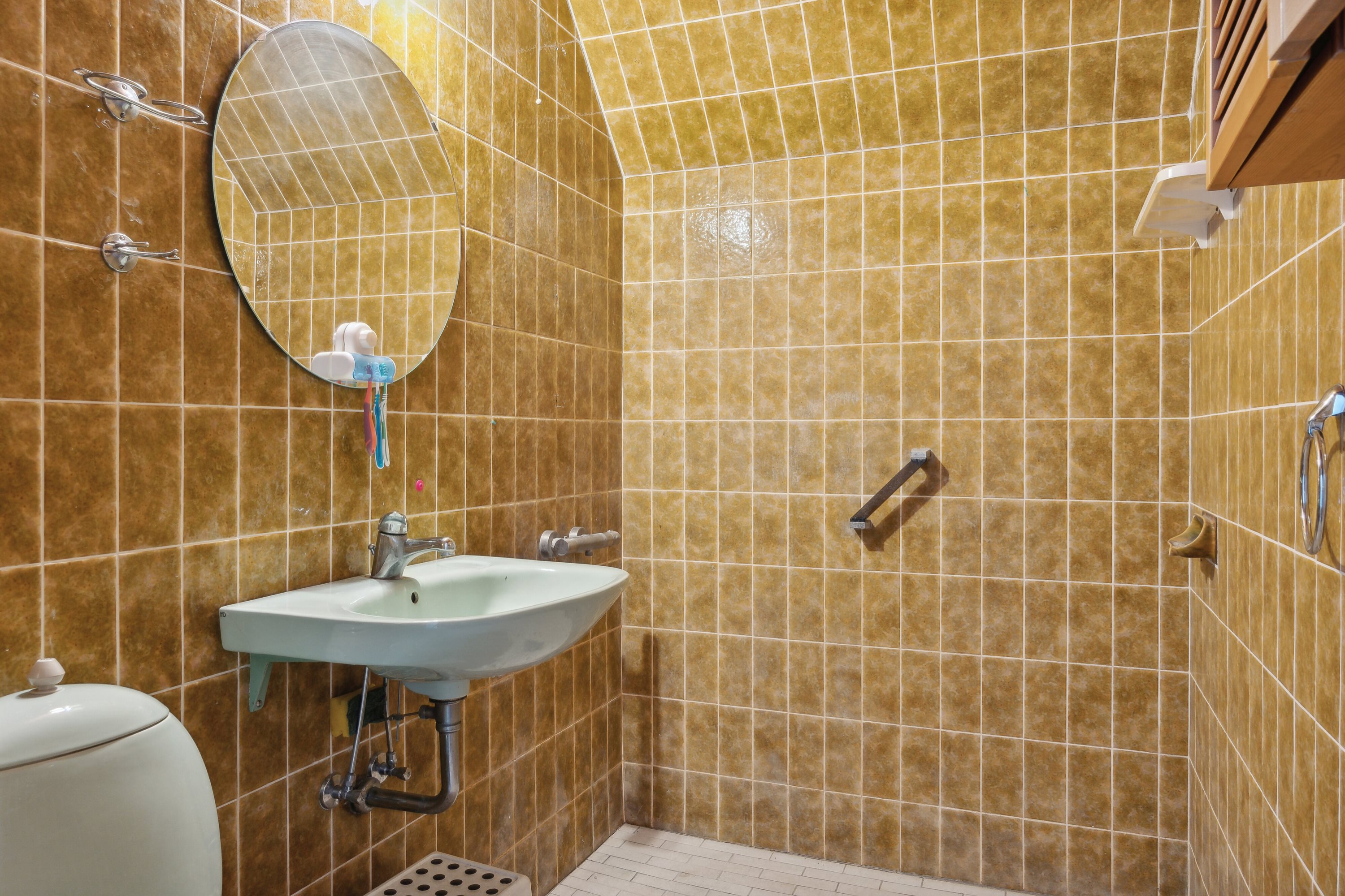 Fremhævet badeværelse billede i fuldskærmstilstand. Billede af Møllebakken 59, 4581 Rørvig