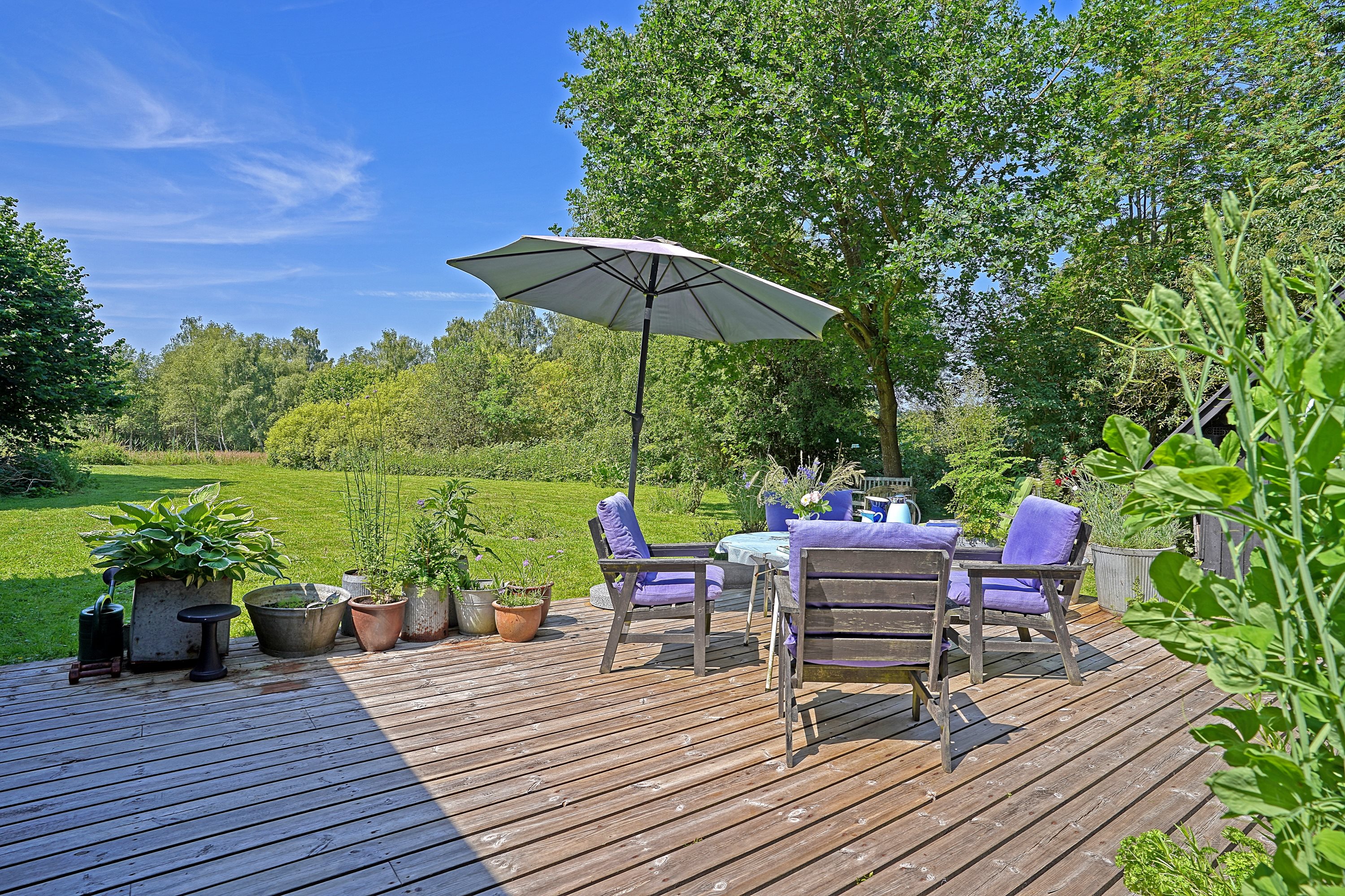 Fremhævet terrasse billede i fuldskærmstilstand. Billede af Ræveskiftet 15, 3100 Hornbæk