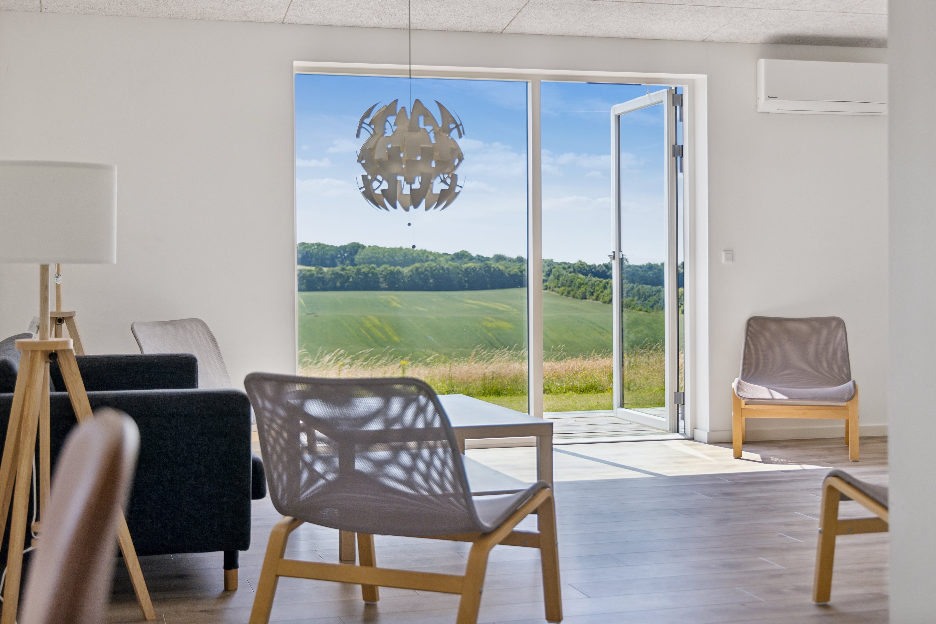 Fremhævet  billede i fuldskærmstilstand. Billede af Glentebakken 11, Hjarbæk, 8831 Løgstrup