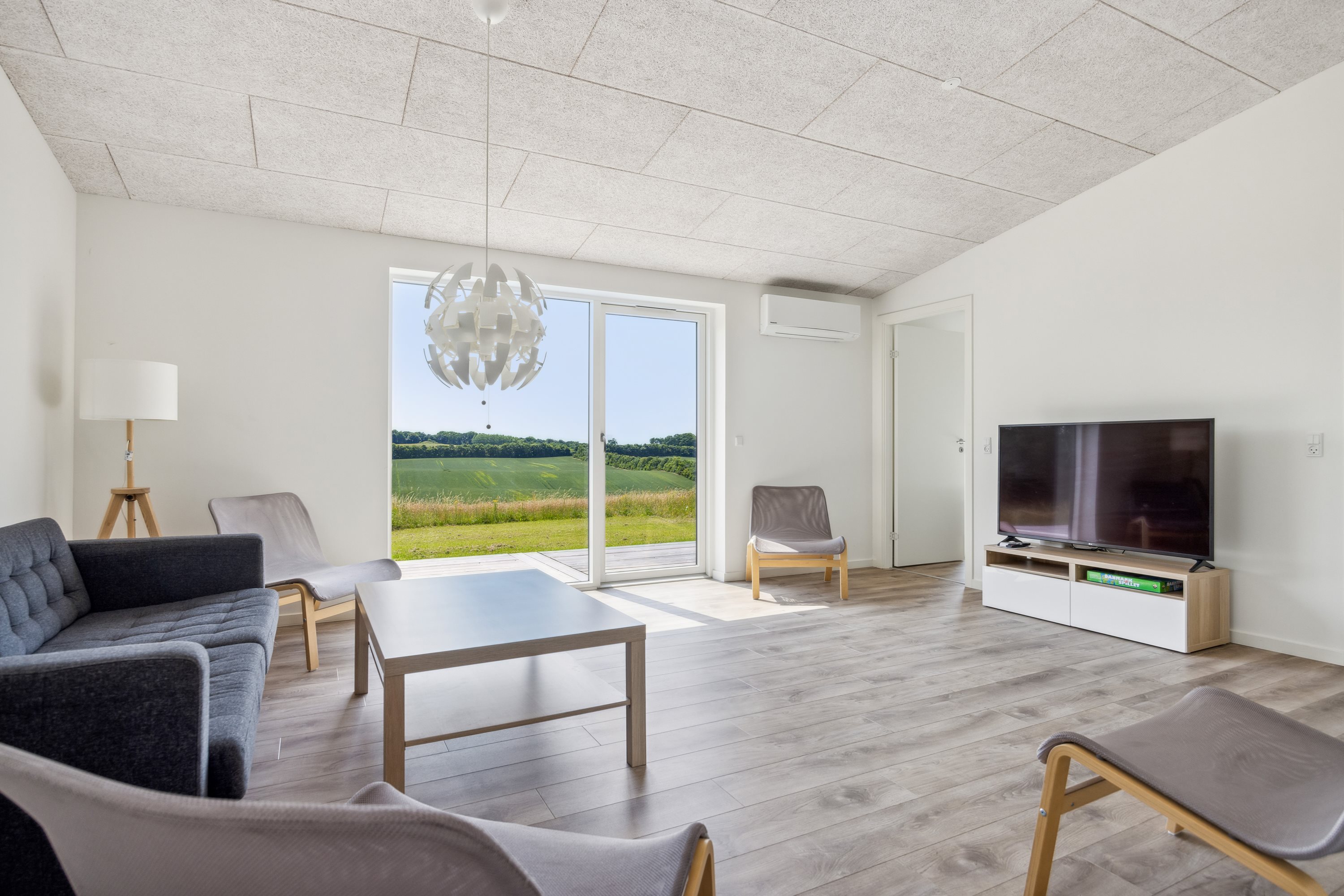 Fremhævet  billede i fuldskærmstilstand. Billede af Glentebakken 11, Hjarbæk, 8831 Løgstrup