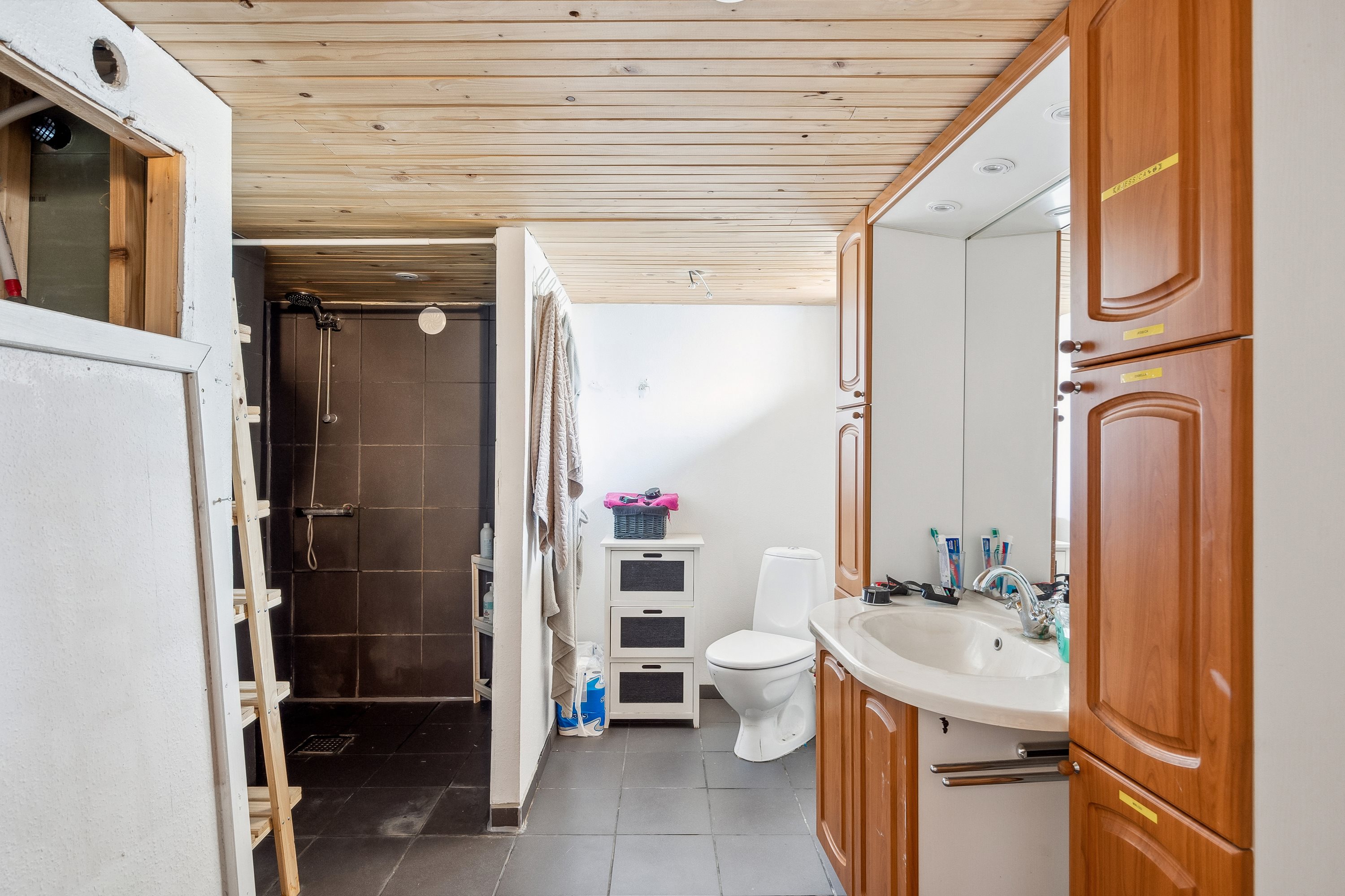 Fremhævet badeværelse billede i fuldskærmstilstand. Billede af Mejlbyvej 103, Mejlby, 9610 Nørager