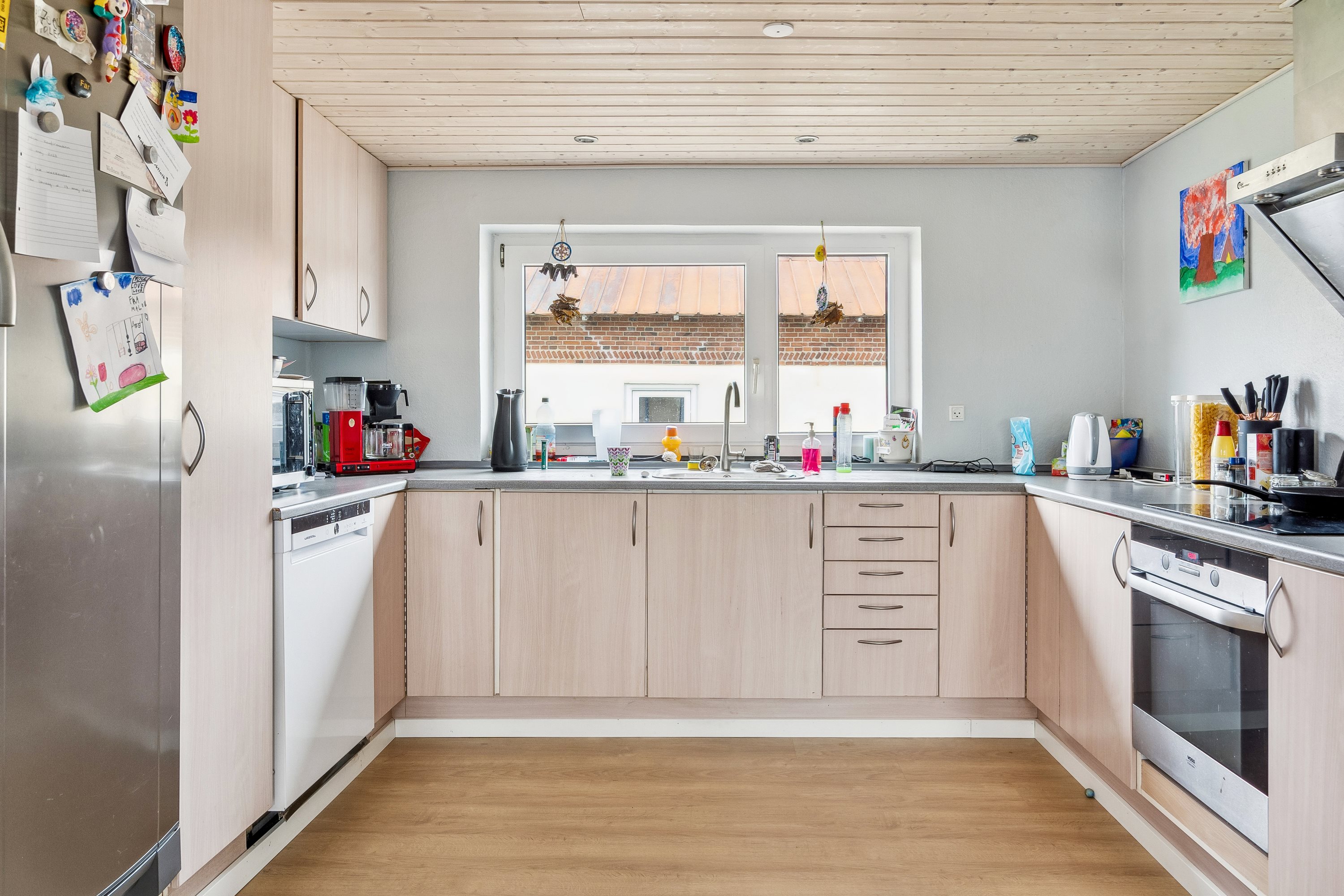 Fremhævet køkken billede i fuldskærmstilstand. Billede af Mejlbyvej 103, Mejlby, 9610 Nørager