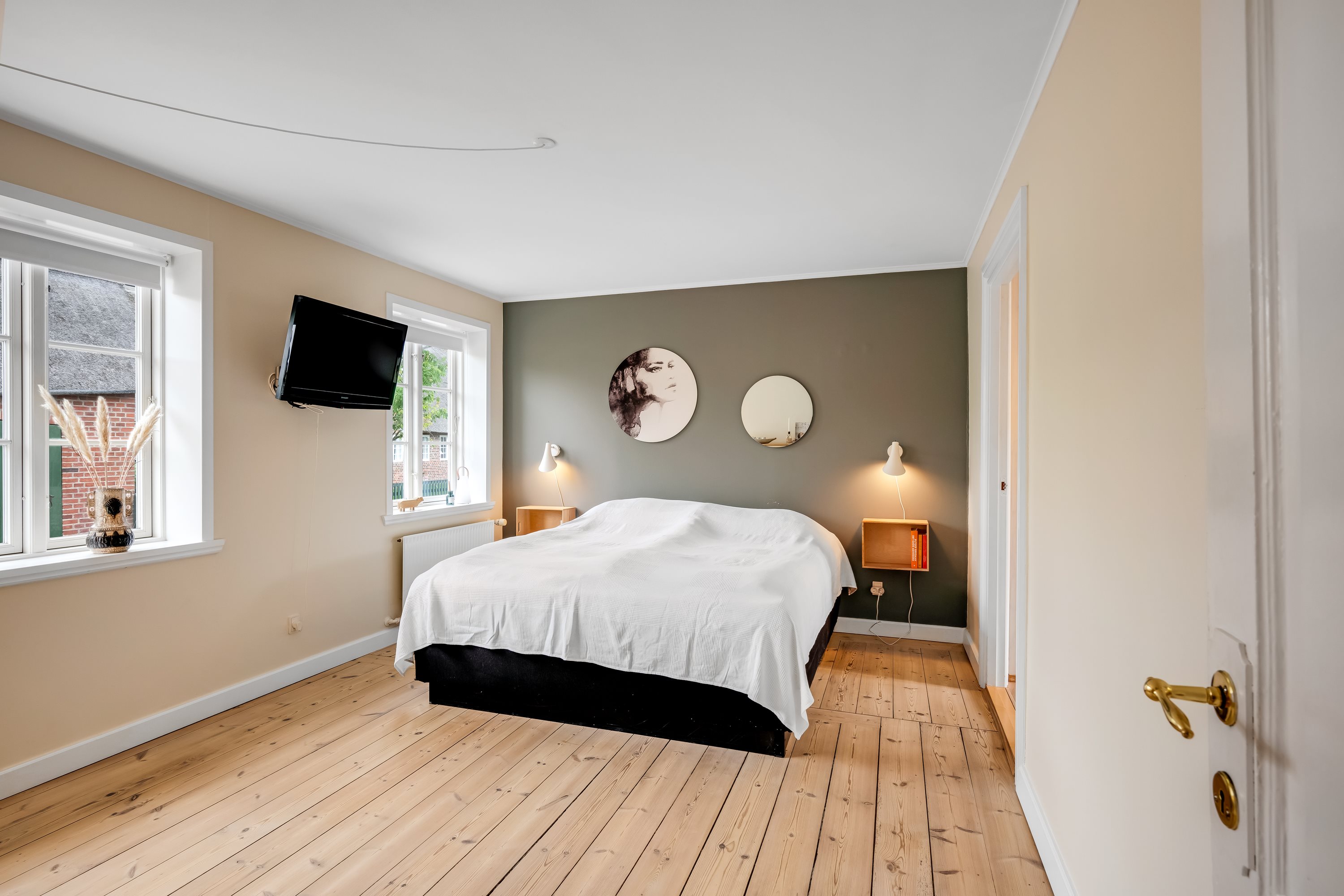 Fremhævet soveværelse billede i fuldskærmstilstand. Billede af Th. Schmidts Vej 2, Nordby, 6720 Fanø