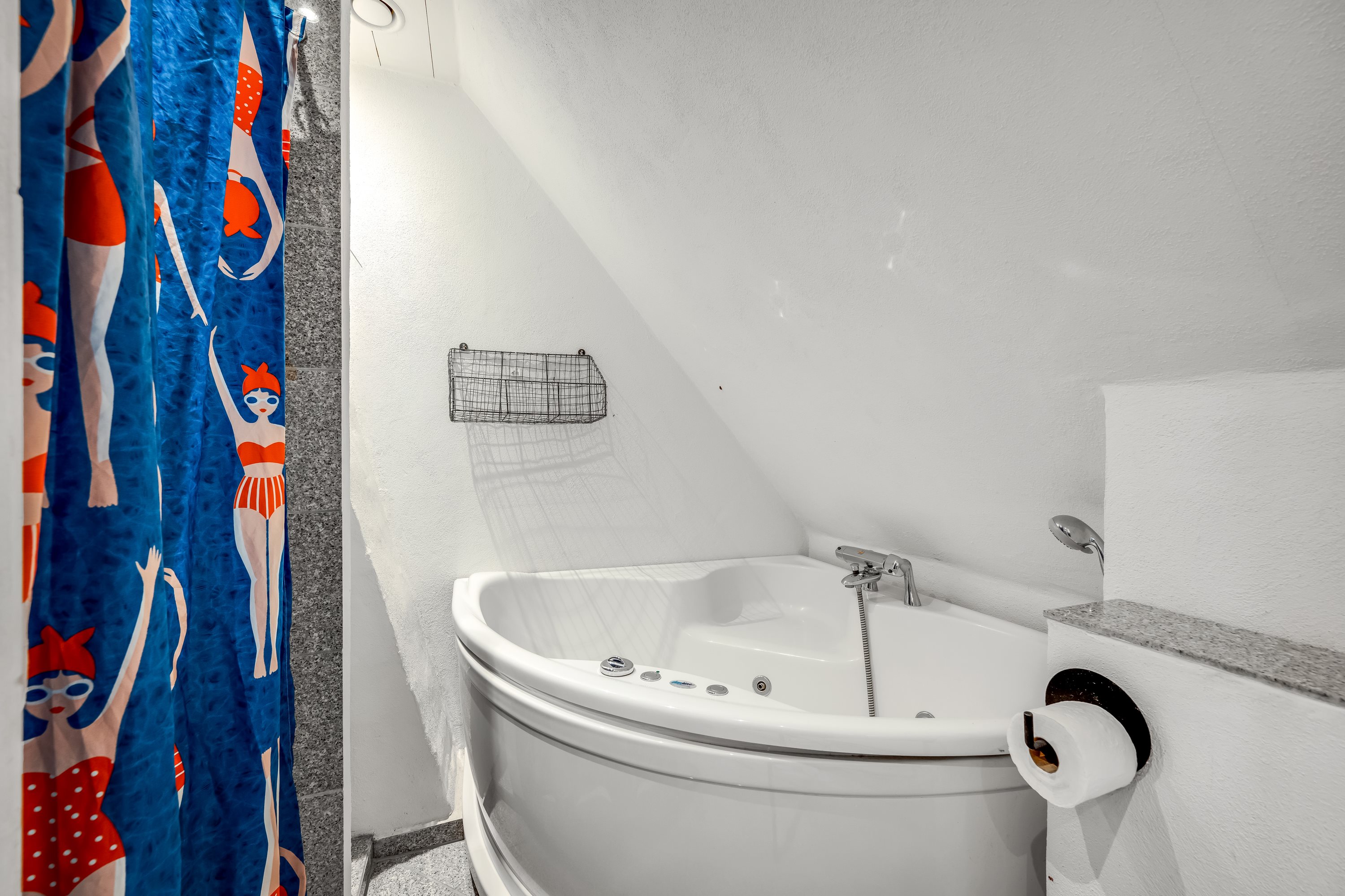 Fremhævet badeværelse billede i fuldskærmstilstand. Billede af Th. Schmidts Vej 2, Nordby, 6720 Fanø