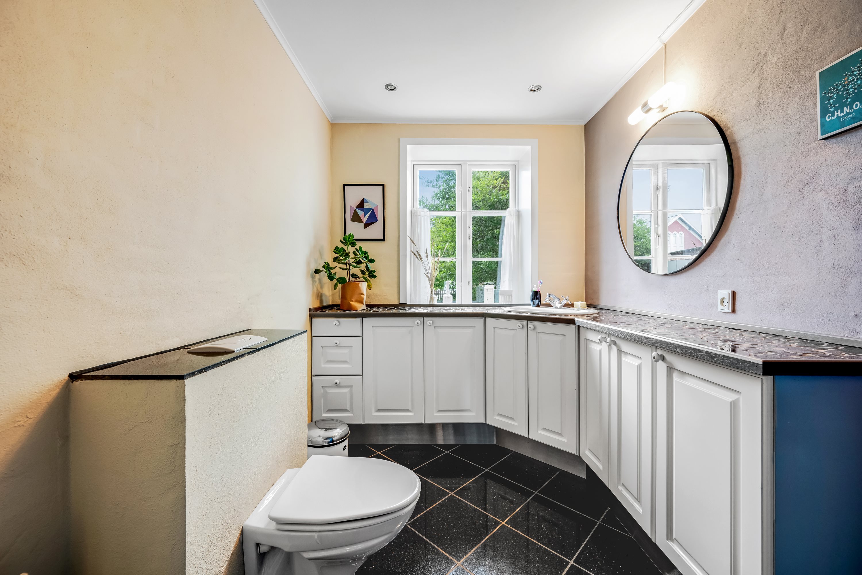 Fremhævet badeværelse billede i fuldskærmstilstand. Billede af Th. Schmidts Vej 2, Nordby, 6720 Fanø