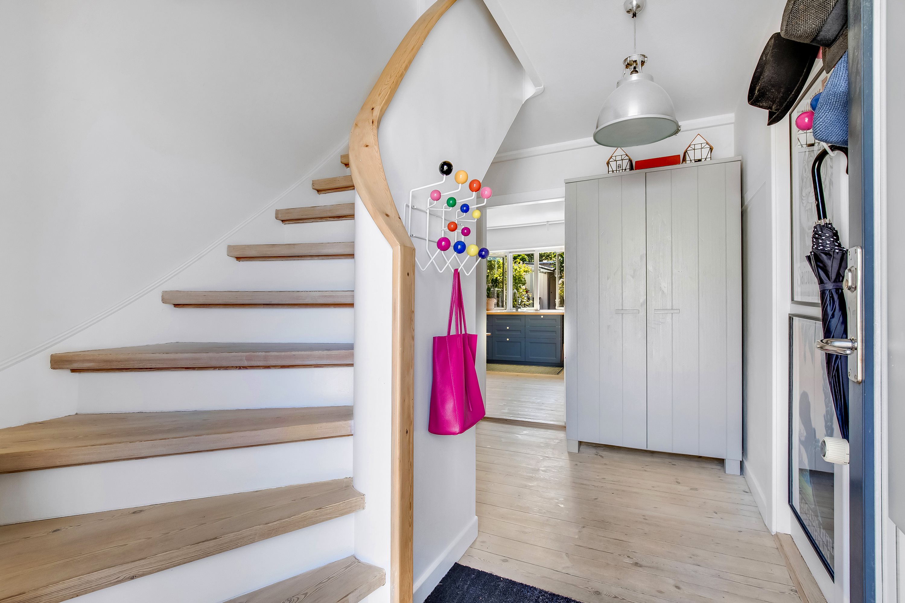 Fremhævet entré billede i fuldskærmstilstand. Billede af Gilleleje Strandvej 35, 3250 Gilleleje