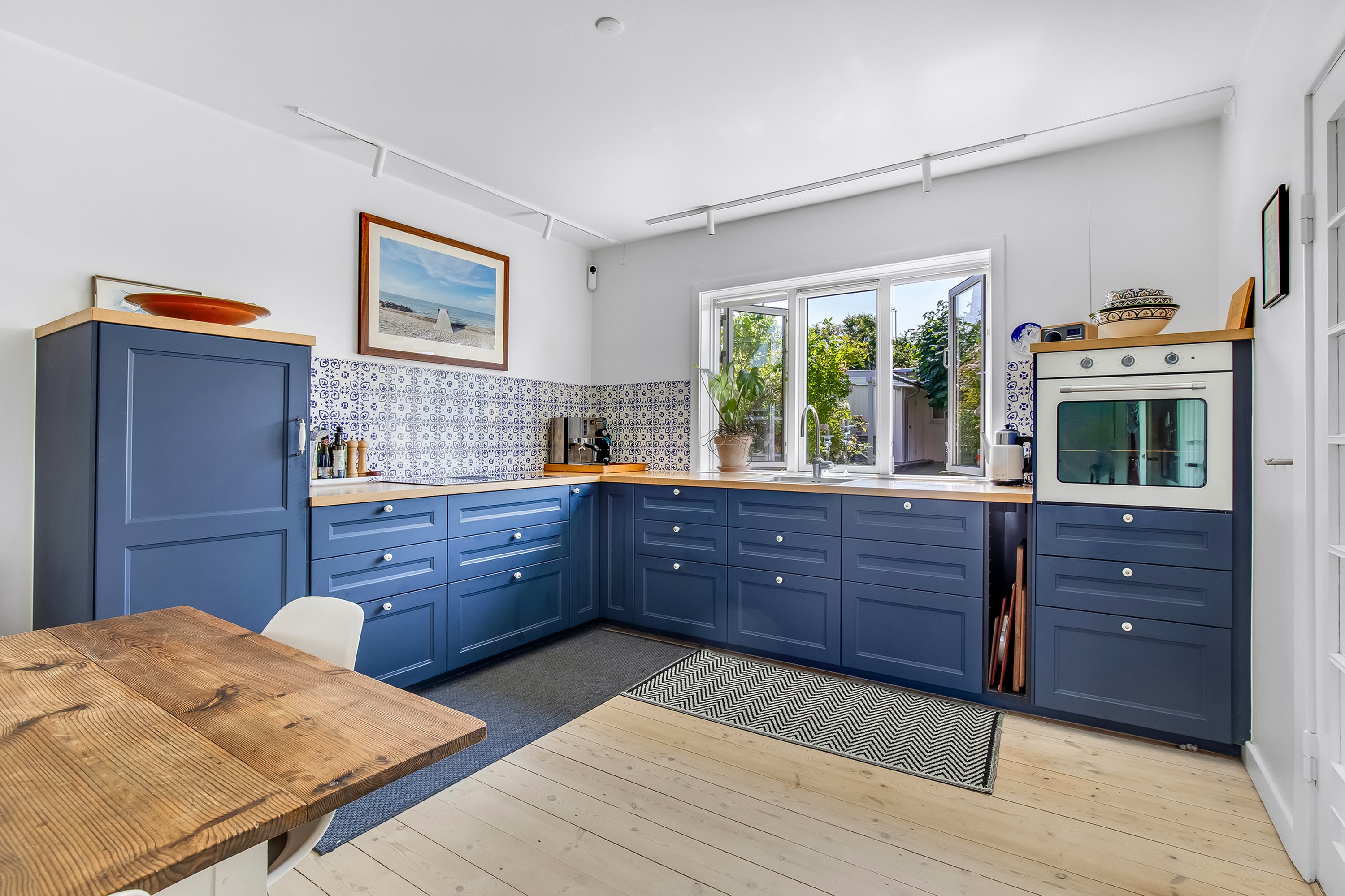 Fremhævet køkken billede i fuldskærmstilstand. Billede af Gilleleje Strandvej 35, 3250 Gilleleje