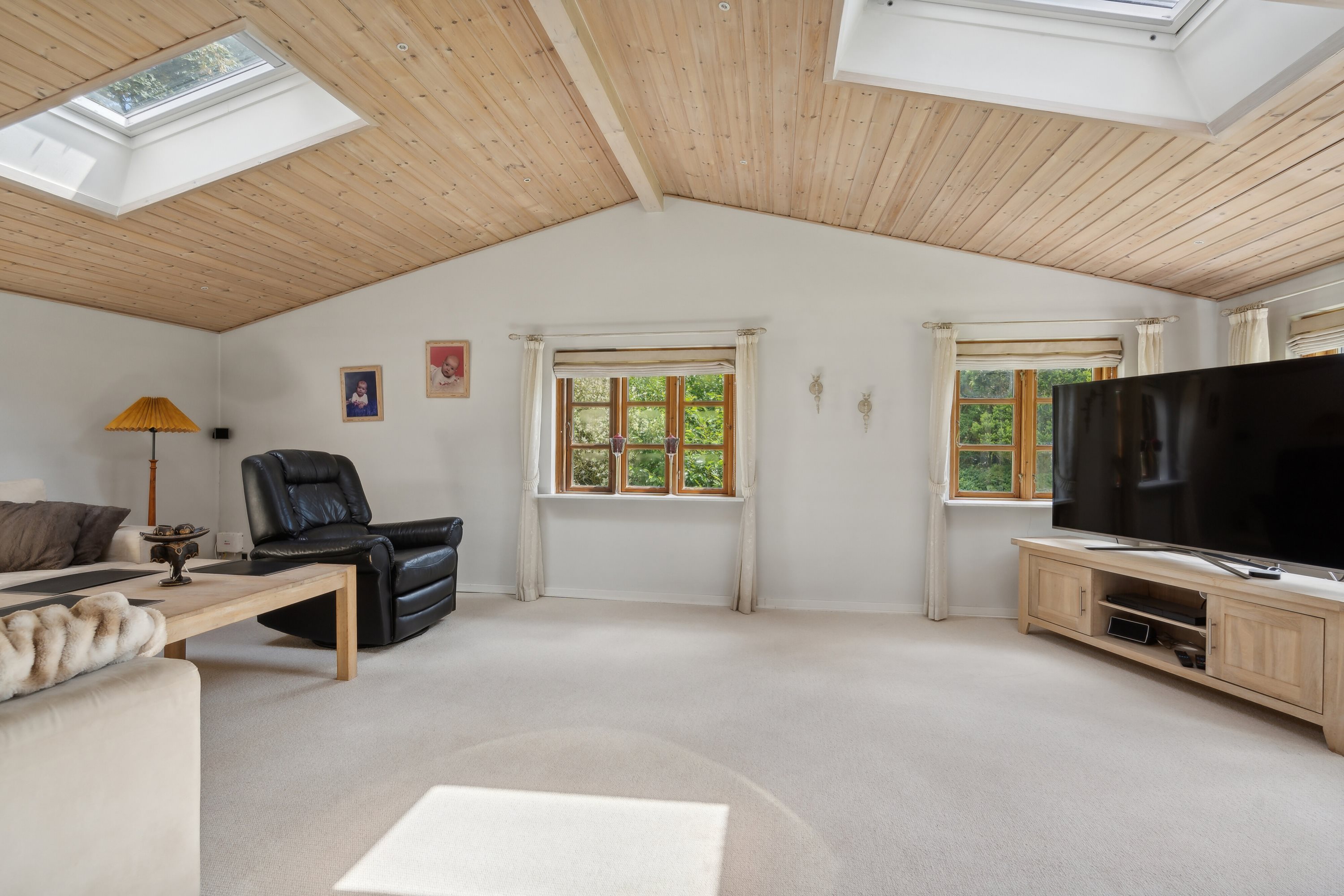 Fremhævet stue billede i fuldskærmstilstand. Billede af Julianehåbvej 36, Frestrup Mark, 6360 Tinglev