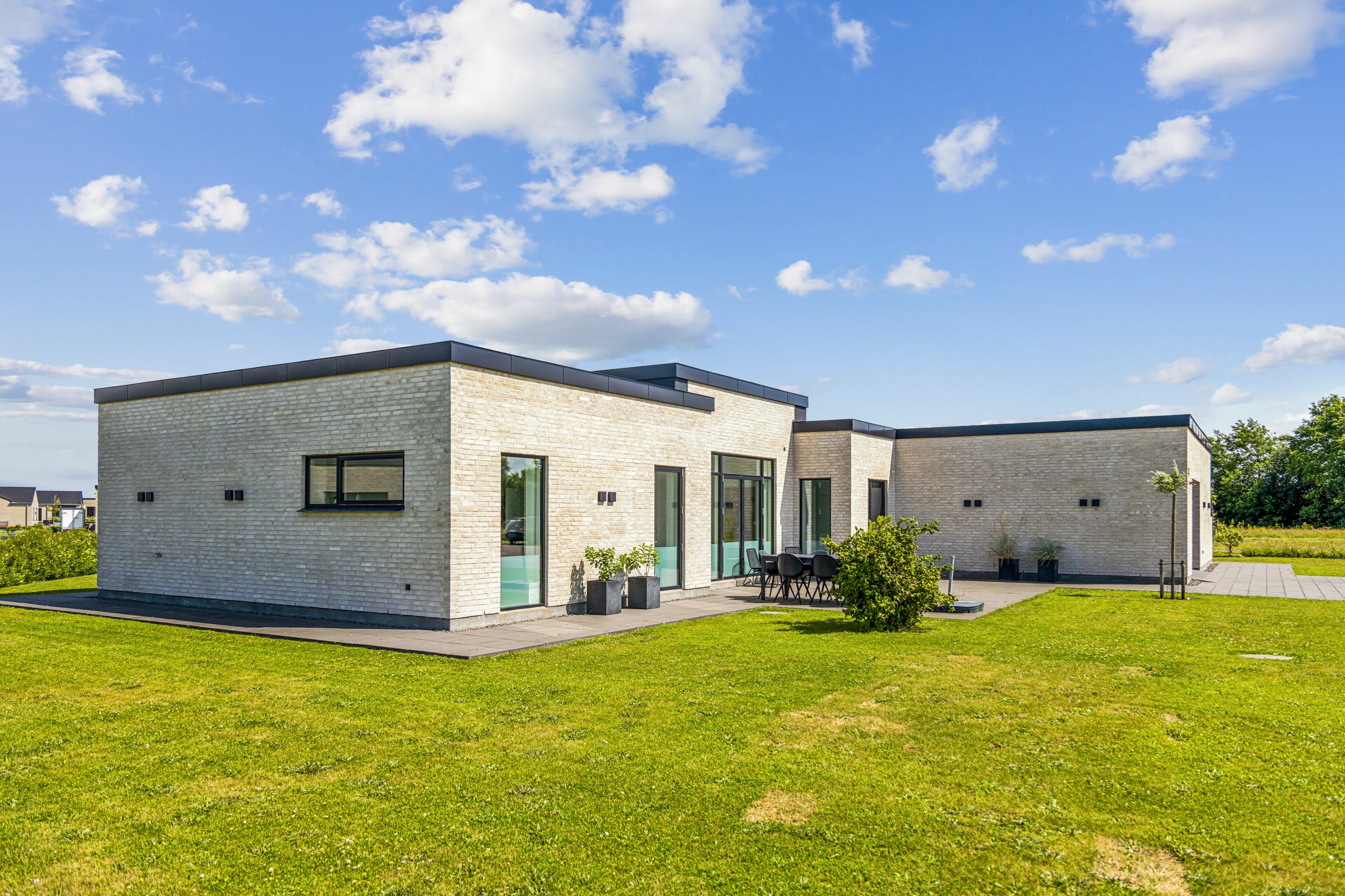 Fremhævet ejendom 1 billede i fuldskærmstilstand. Billede af Solskins Alle 14, 9440 Aabybro