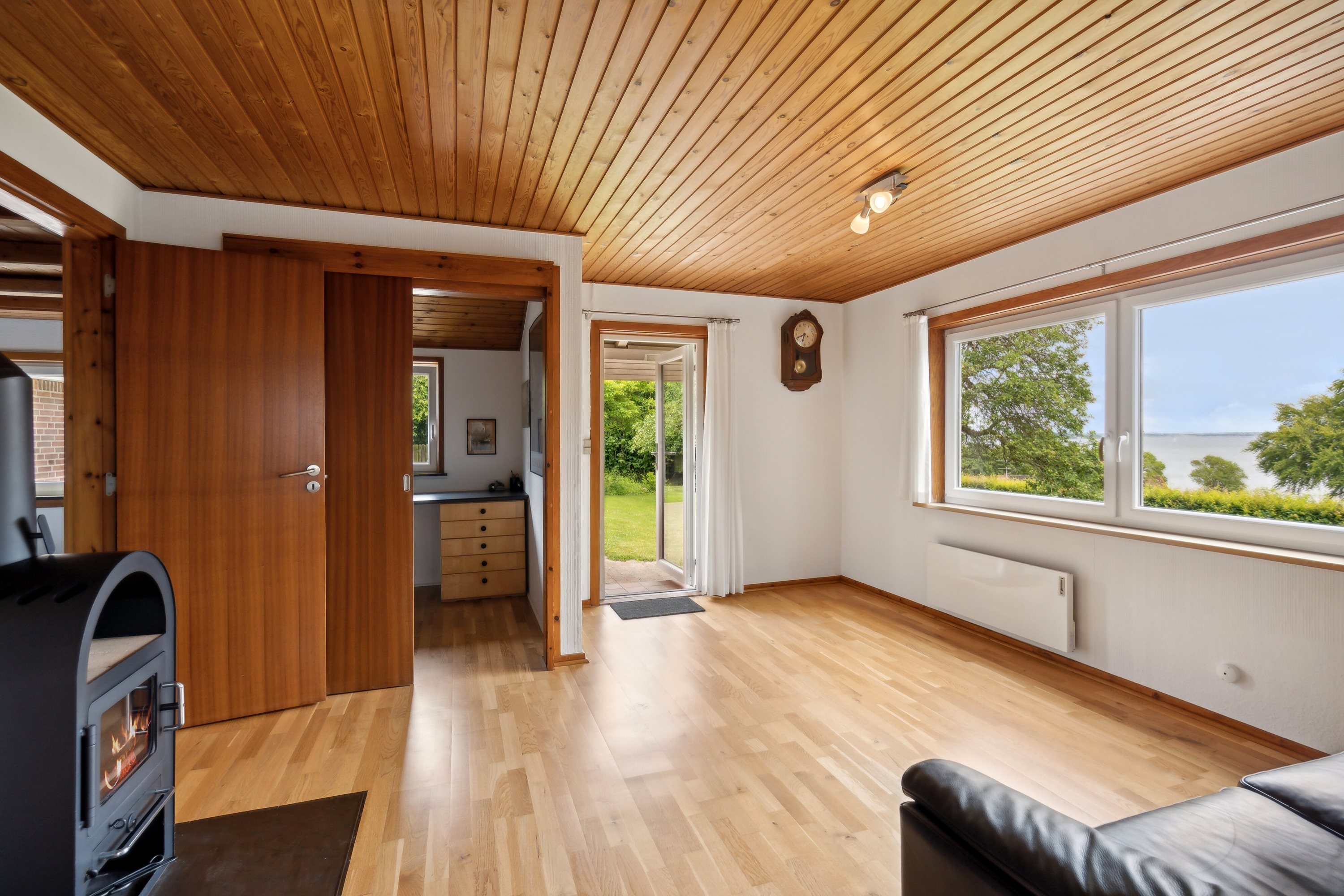 Fremhævet stue billede i fuldskærmstilstand. Billede af Sønderhavvej 17, Sønderhav, 6340 Kruså