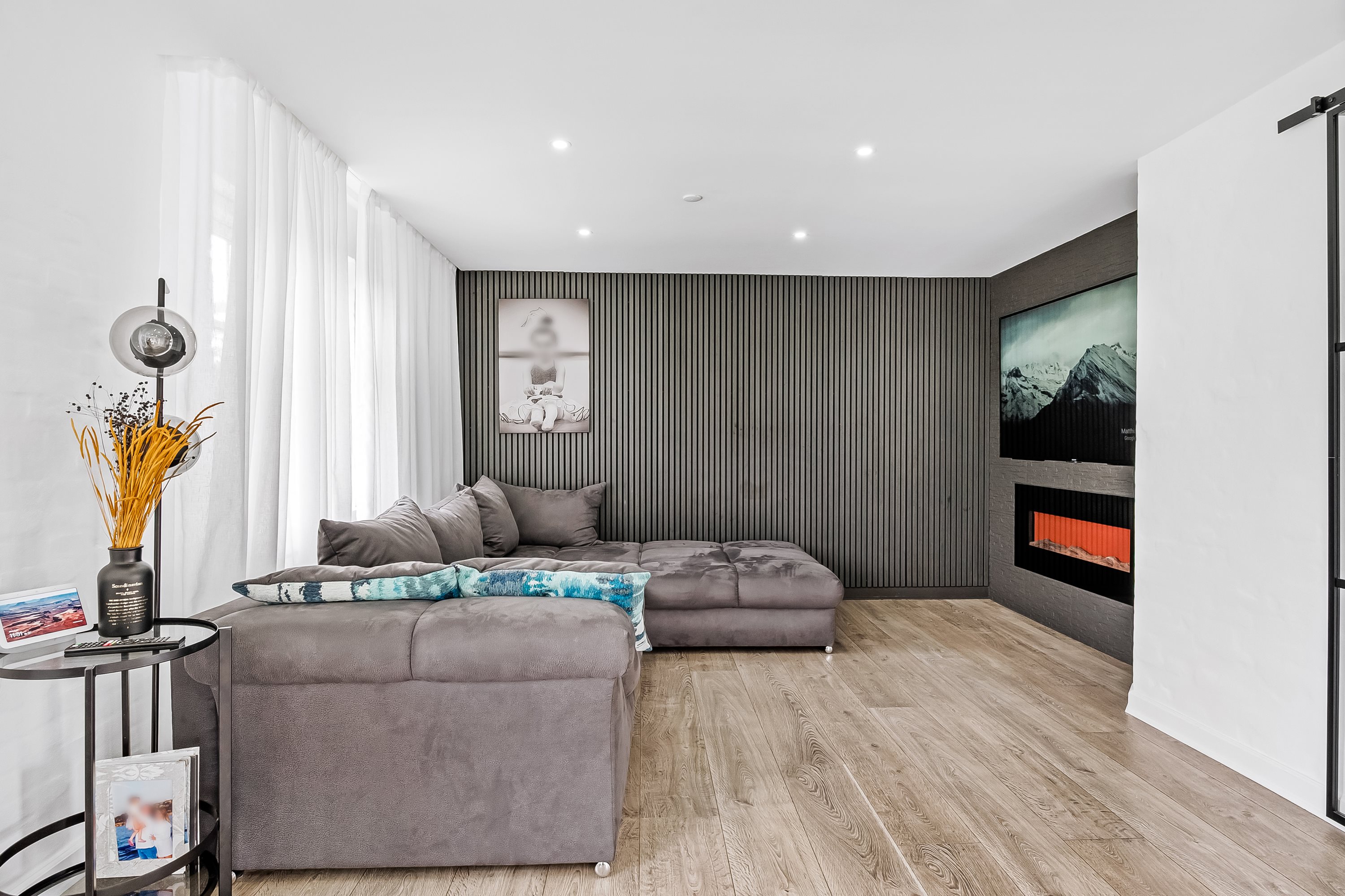 Fremhævet stue billede i fuldskærmstilstand. Billede af Skavenvej 1B, Vostrup, 6880 Tarm