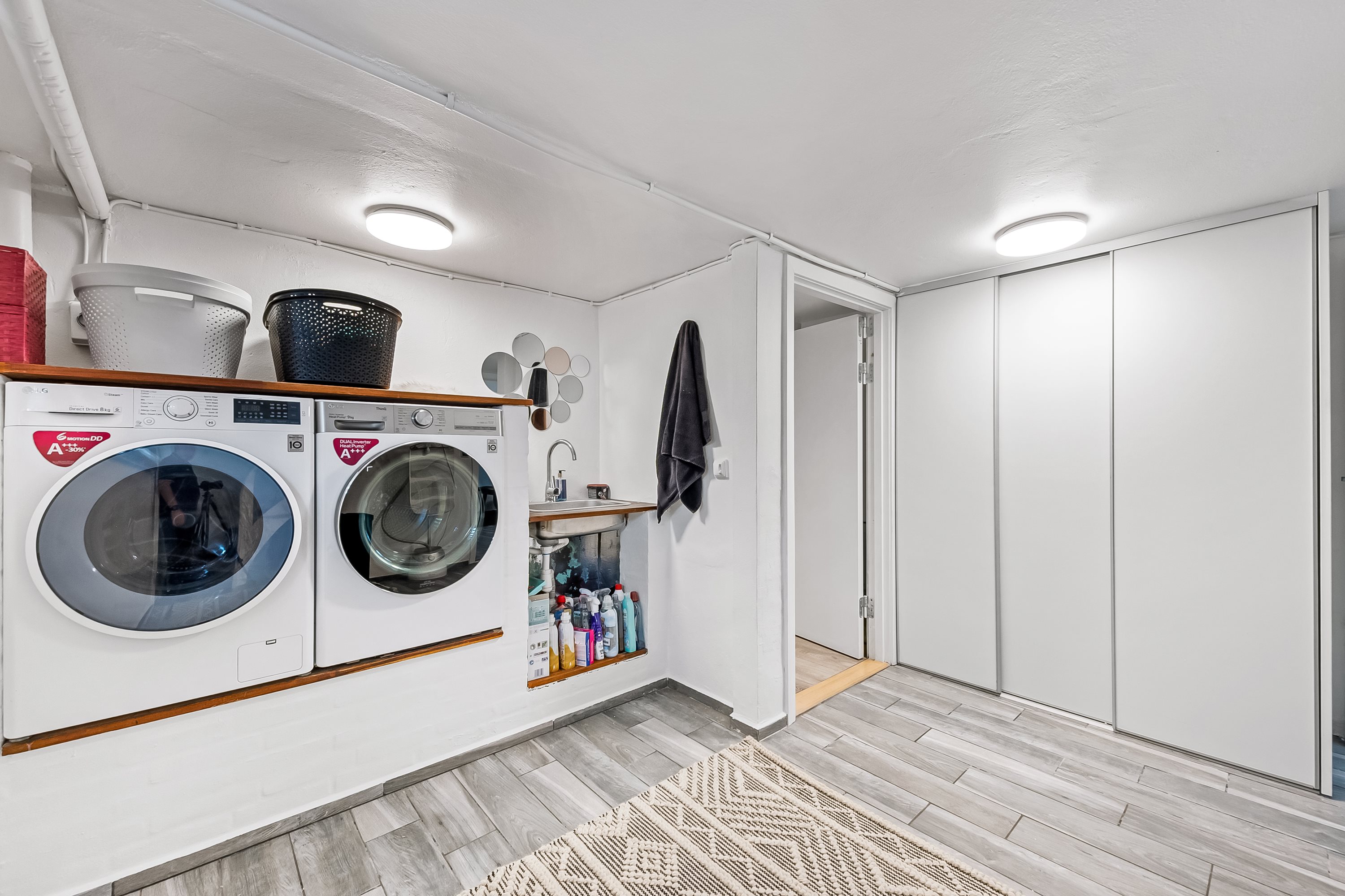 Fremhævet vaskerum billede i fuldskærmstilstand. Billede af Skavenvej 1B, Vostrup, 6880 Tarm