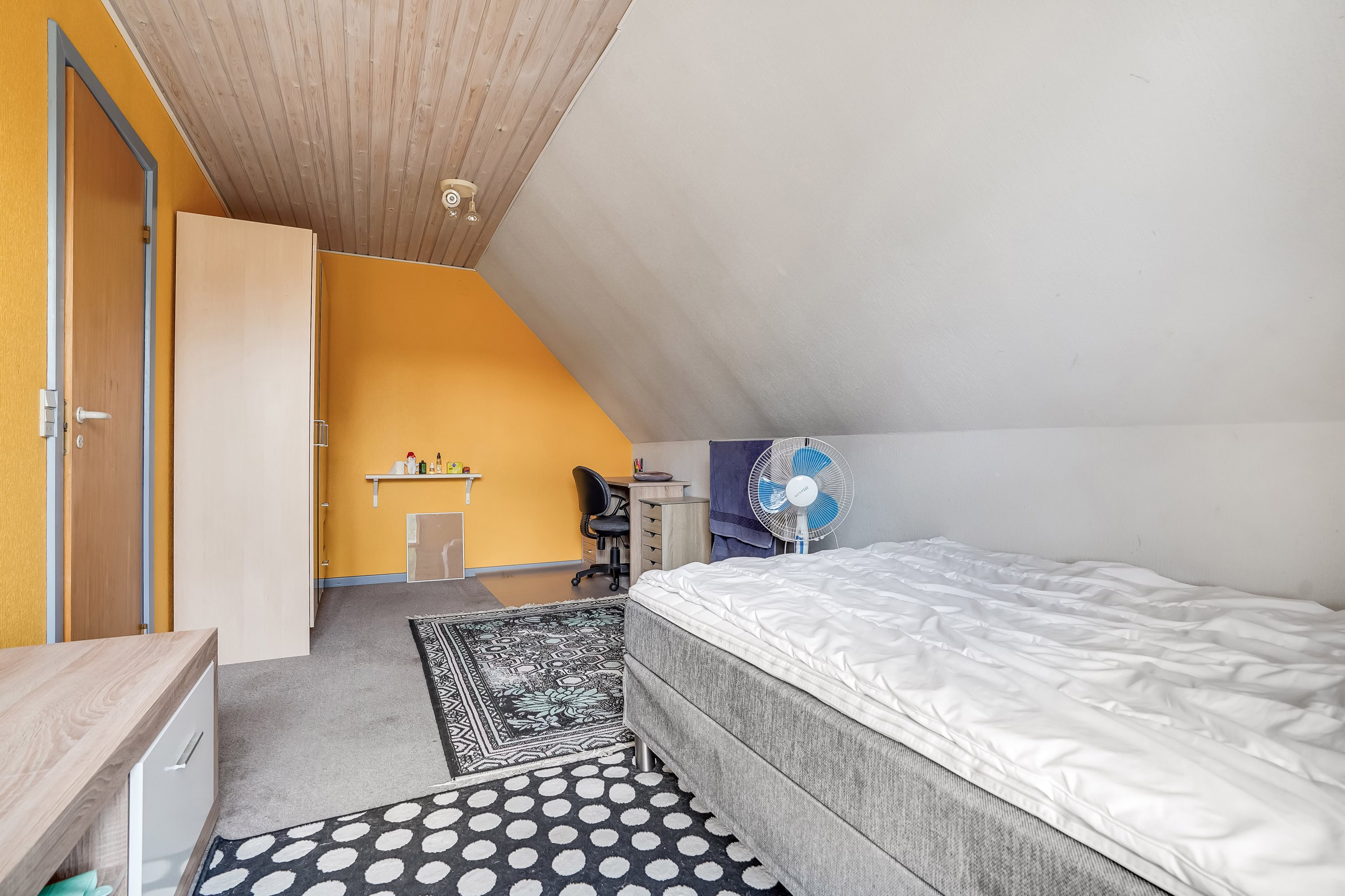 Fremhævet værelse billede i fuldskærmstilstand. Billede af Stentevangen 9, Korup, 5210 Odense NV