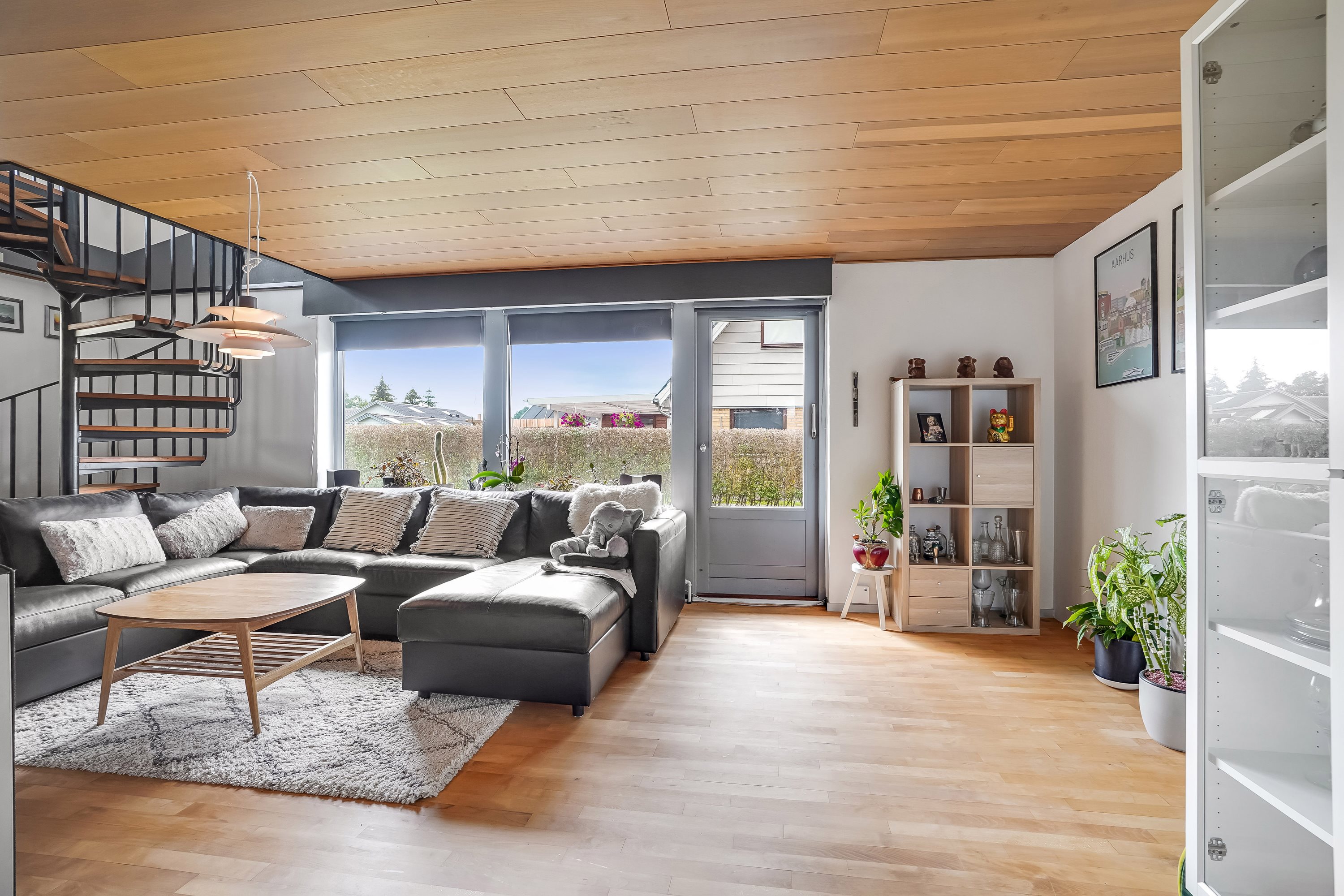 Fremhævet stue billede i fuldskærmstilstand. Billede af Stentevangen 9, Korup, 5210 Odense NV