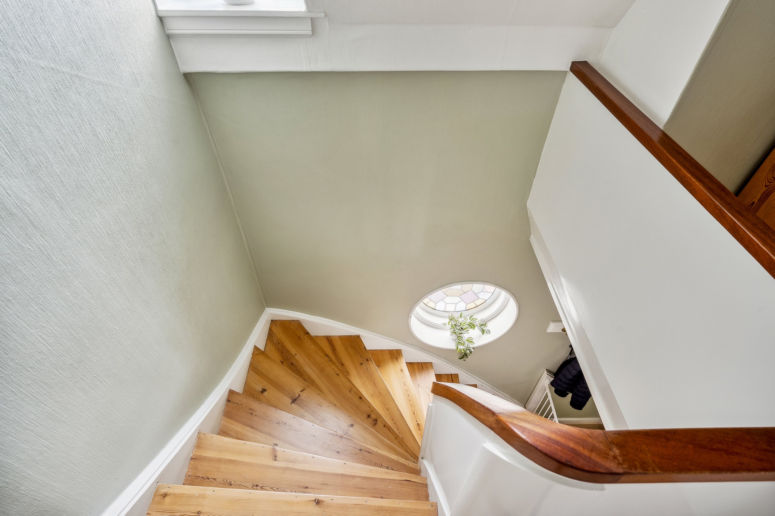 Fremhævet trappe billede i fuldskærmstilstand. Billede af Hvitfeltsgade 13, 7800 Skive