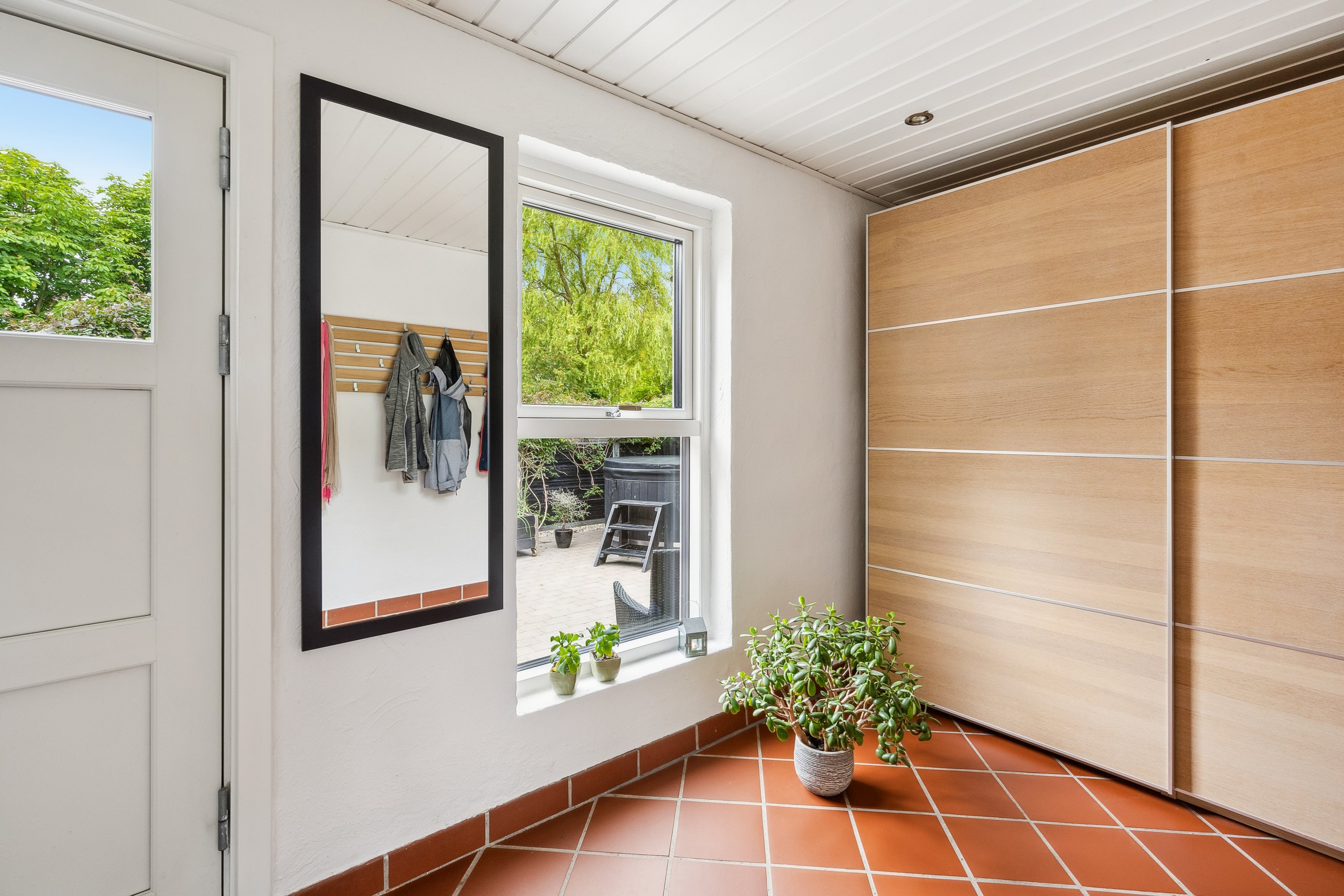 Fremhævet entré billede i fuldskærmstilstand. Billede af Grinderslevvej 2, Grinderslev, 7870 Roslev