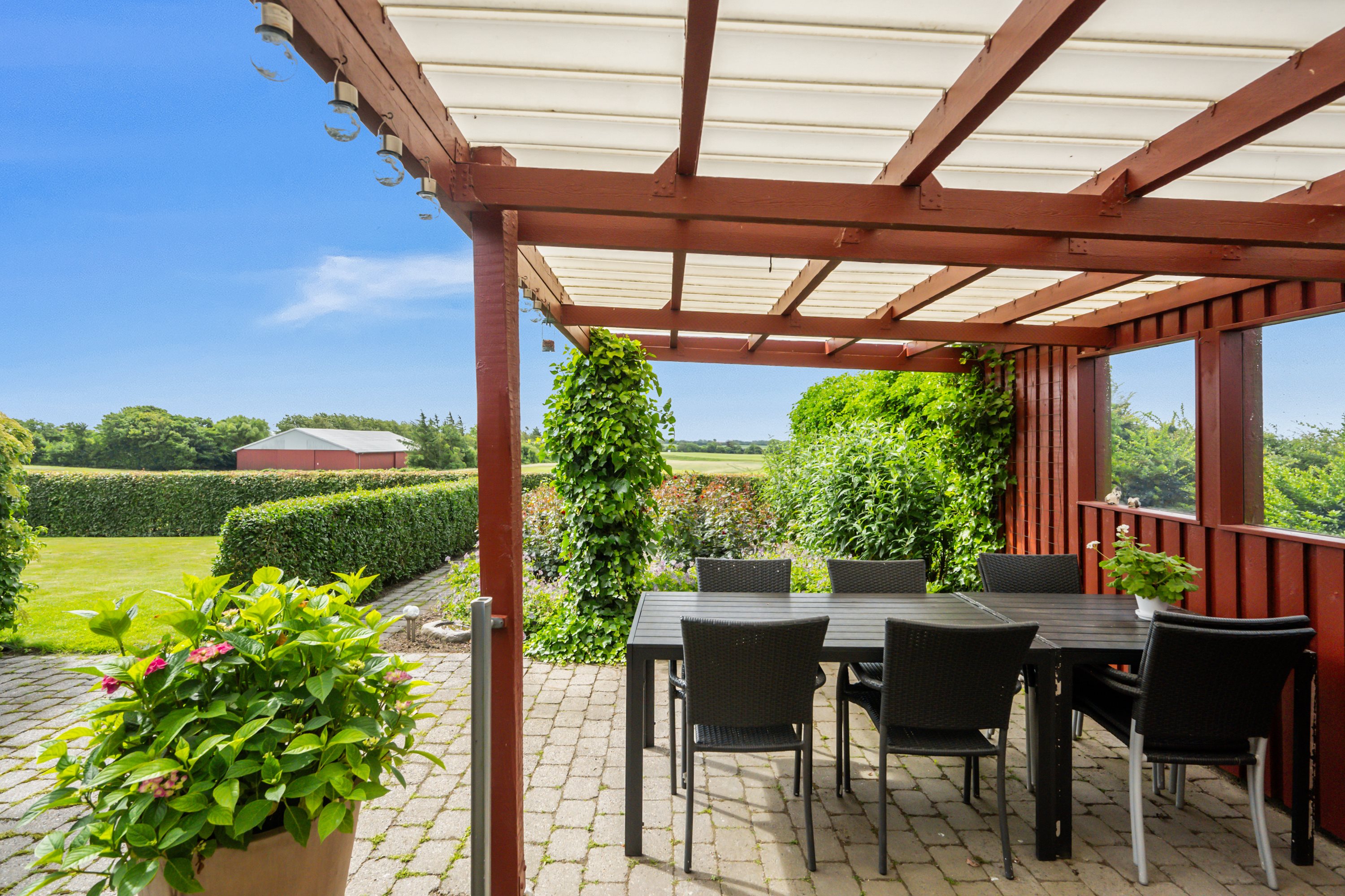 Fremhævet terrasse billede i fuldskærmstilstand. Billede af Fårtoftvej 4, Solbjerg, 7950 Erslev