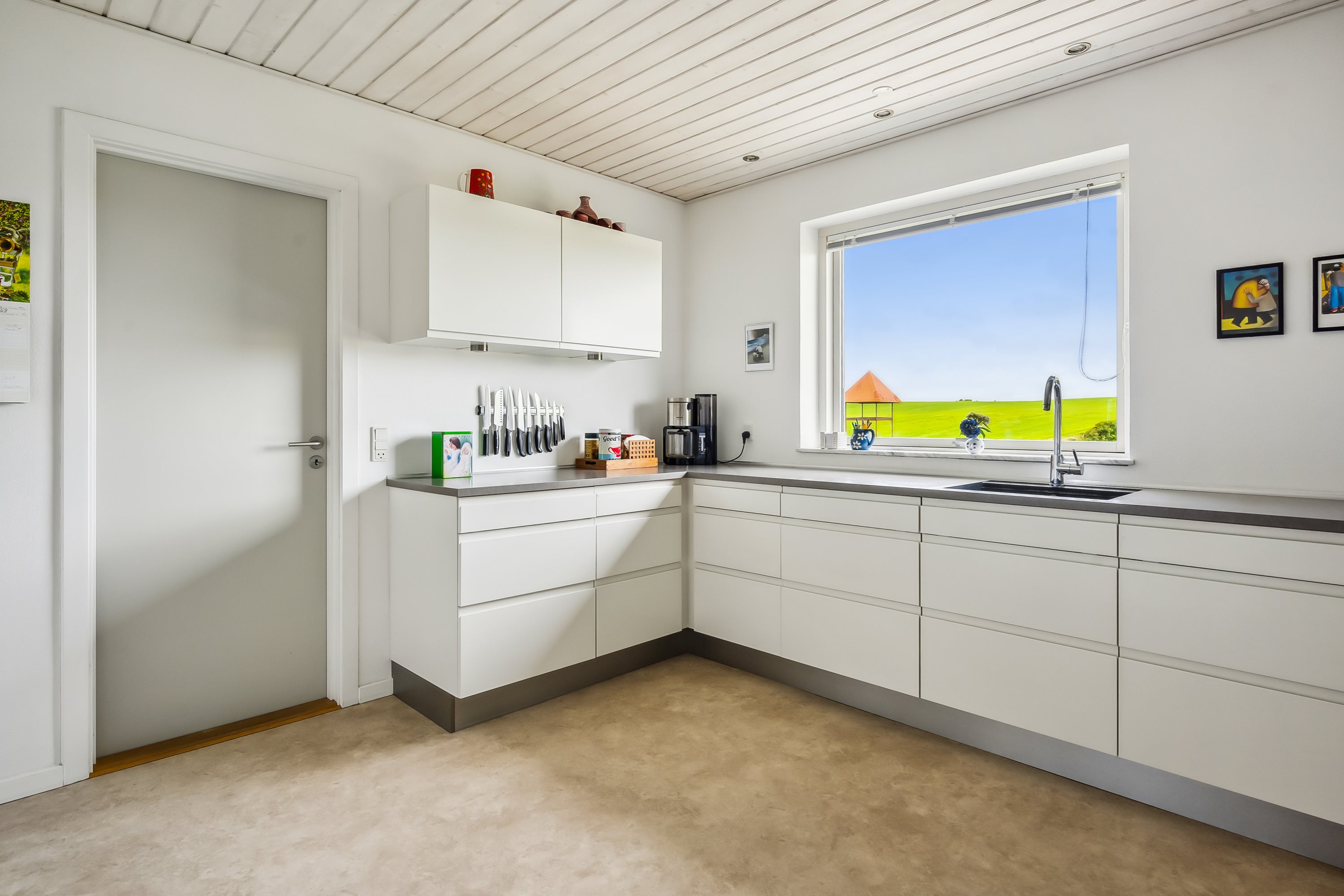 Fremhævet køkken billede i fuldskærmstilstand. Billede af Fårtoftvej 4, Solbjerg, 7950 Erslev